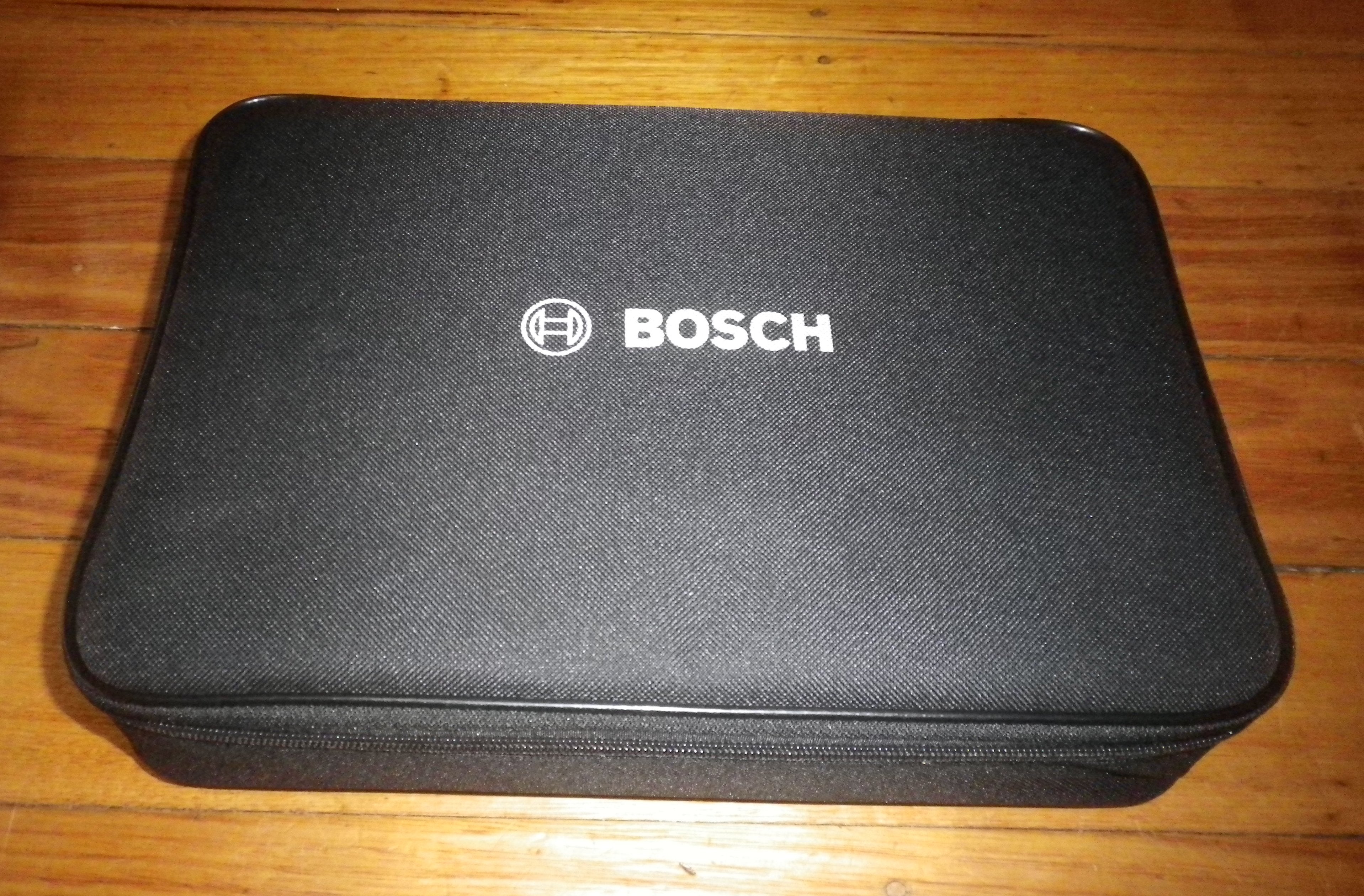 Bosch Readyy'y Move 2-in-1 Handheld Vacuum Home and Car Accessory Kit #17001822