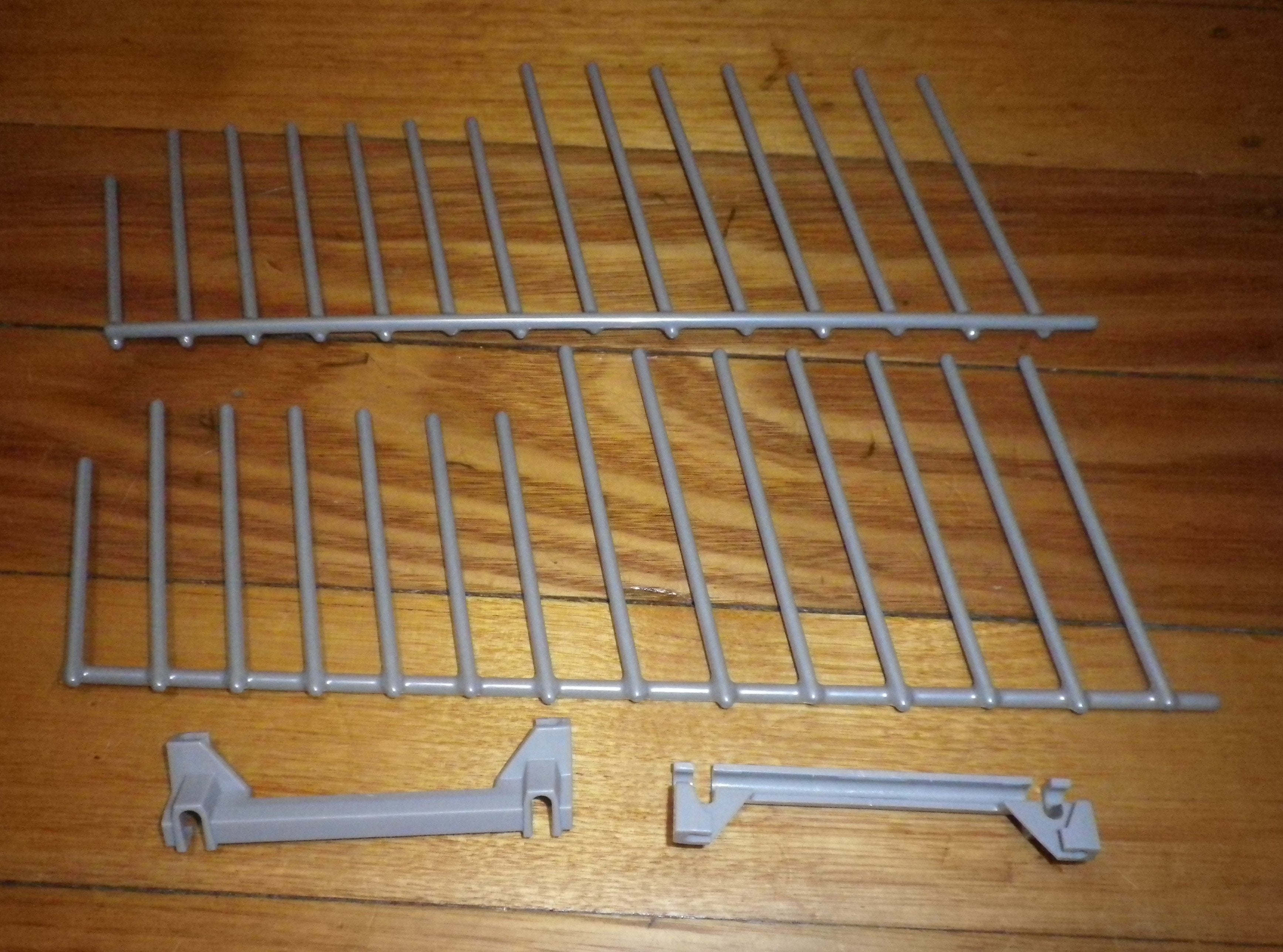 Fisher & Paykel Phase 9 DishDrawer Dishwasher Tray Tines and Clips Accessory Set - Part Number FP512817