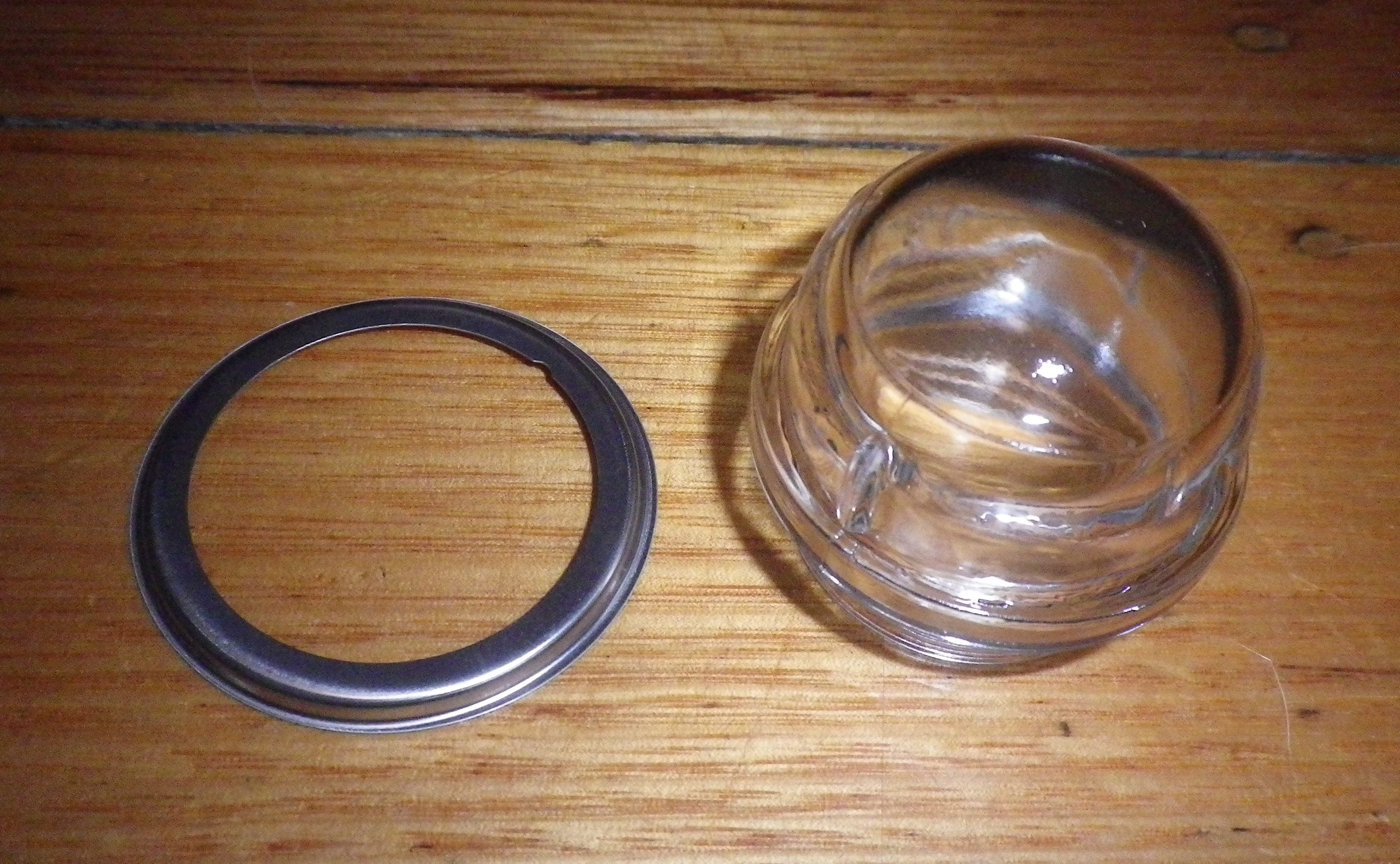Bosch Compatible Small Oven Lampholder Glass Cover with Trim Ring - Part 12019157