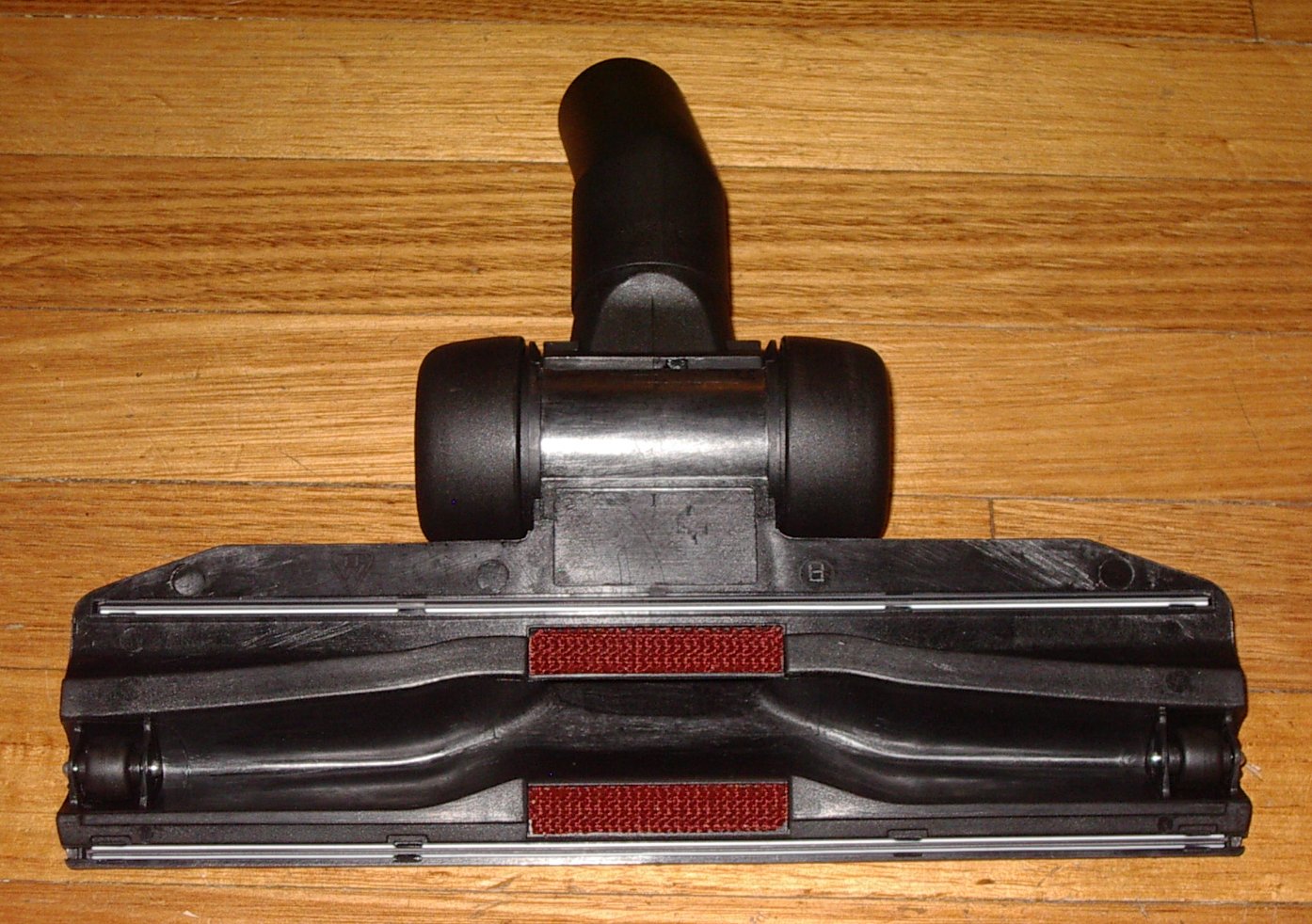 High - Quality Electrolux 32mm Super Gulper Vacuum Floor Tool - Part # 045470