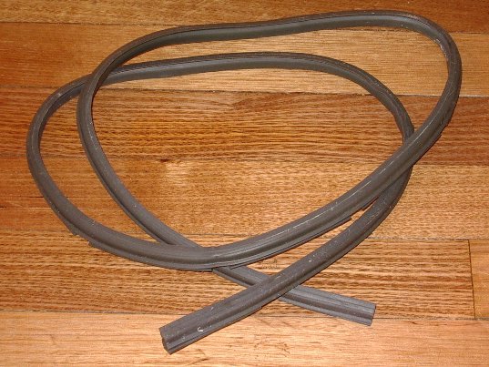 Genuine Fisher & Paykel 700/800/900 Series Dishwasher Door Seal - Part # FP473543P