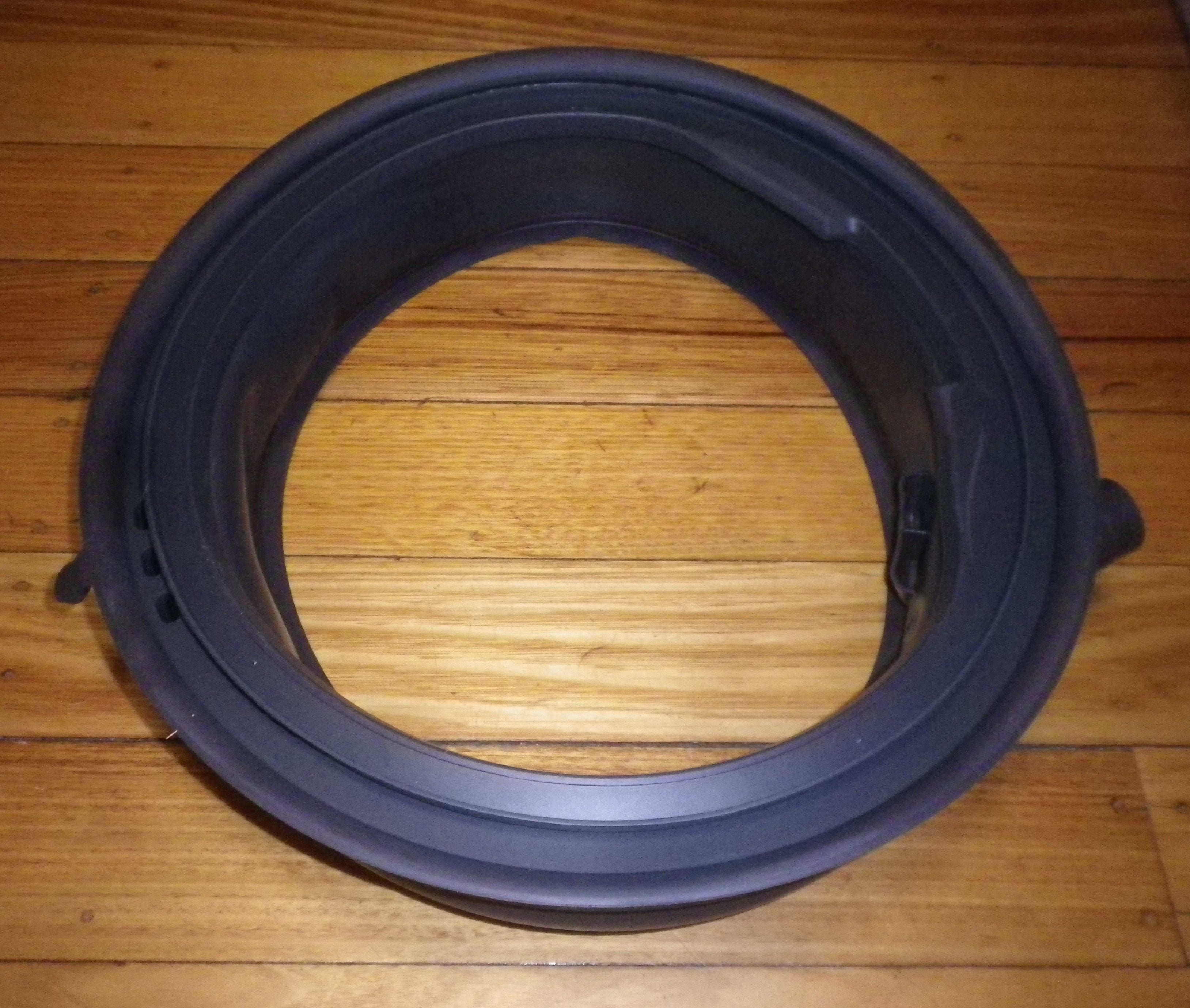 Bosch Front Loader Standard Door Gasket with Tube - Genuine Part #11056927