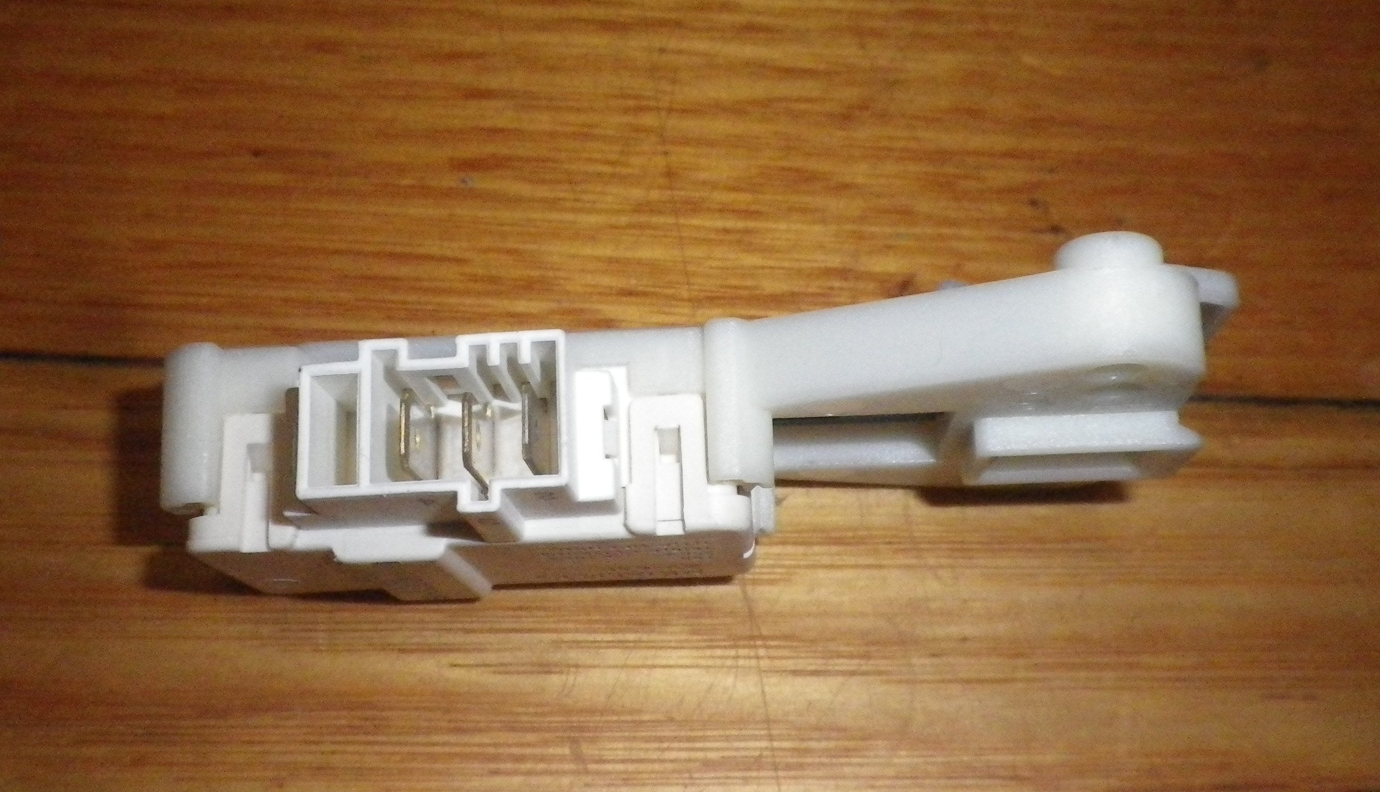 Ariston, Hotpoint, Indesit Front Loader High - Quality Door Interlock Switch - Part # C00085194, A085194