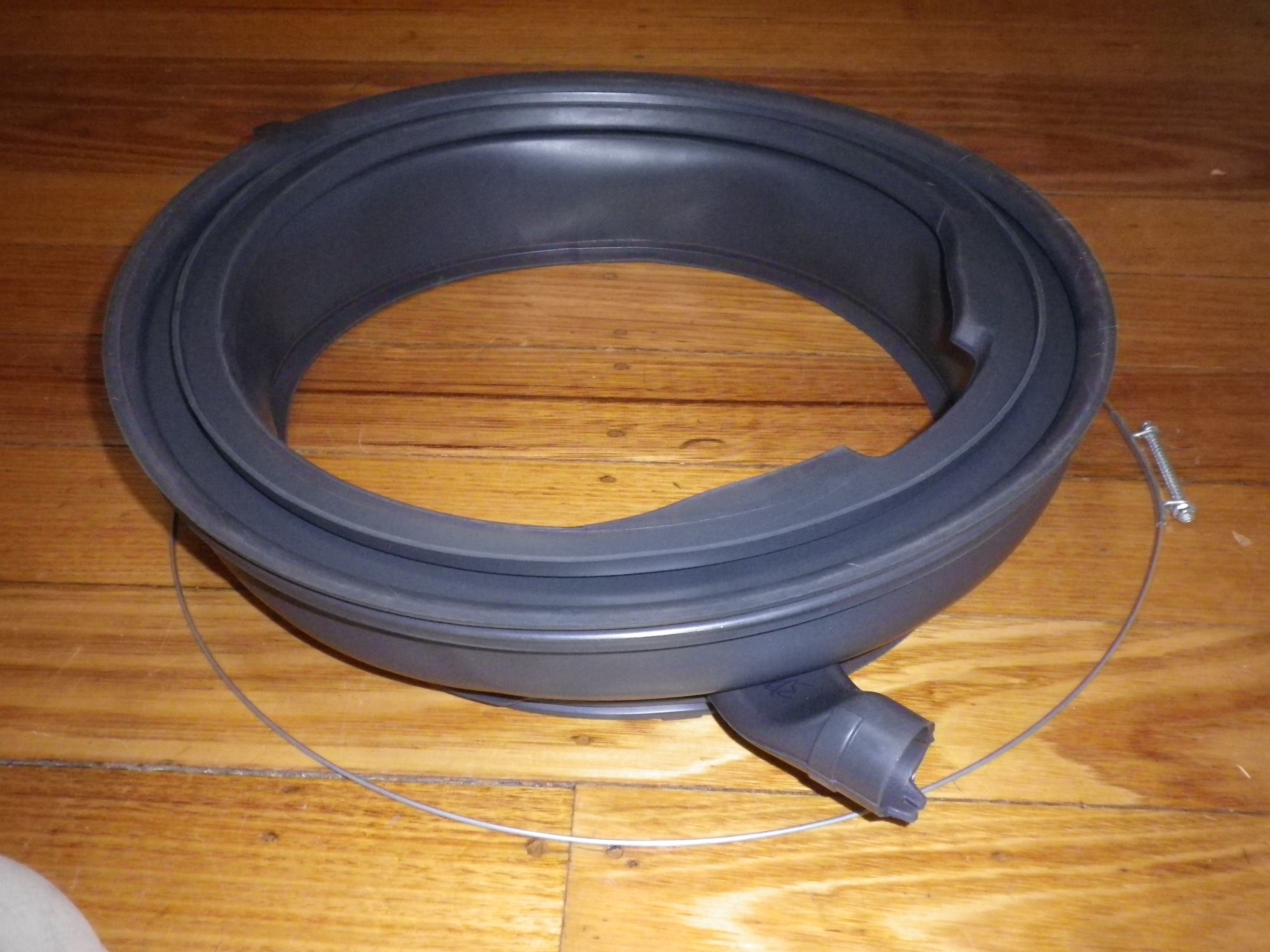 Bosch Front Loader Standard Door Gasket with Tube - Genuine Part # 772659