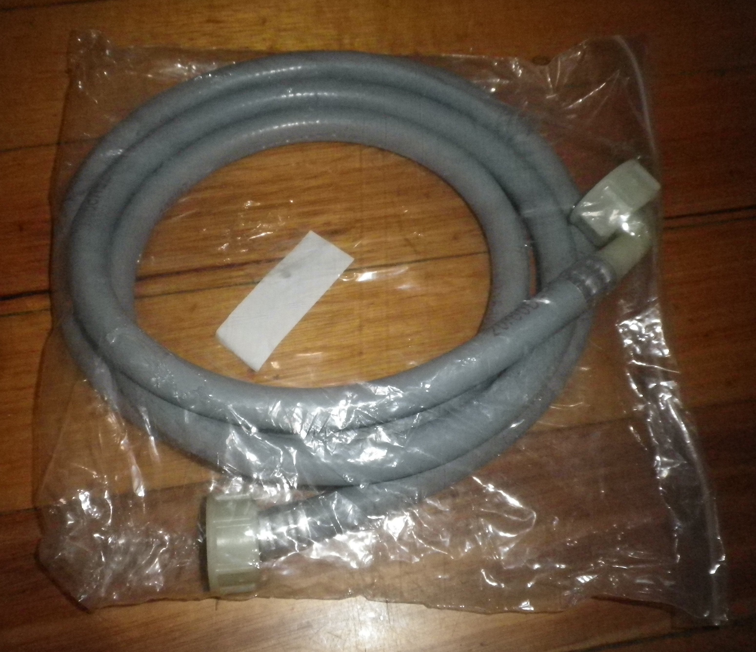Universal Dual Ended 2 - metre Cold Water Inlet Hose for Washing Machines and Dishwashers - Part # W045A