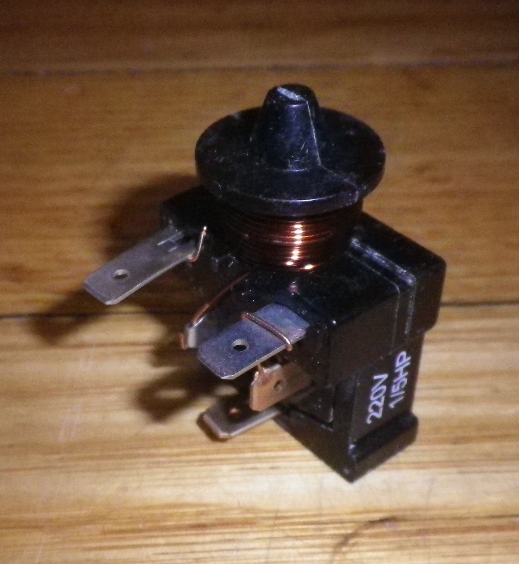 1/5HP 220VAC Refrigerator Compressor Start Relay Compatible with Danfoss - Part # RF923