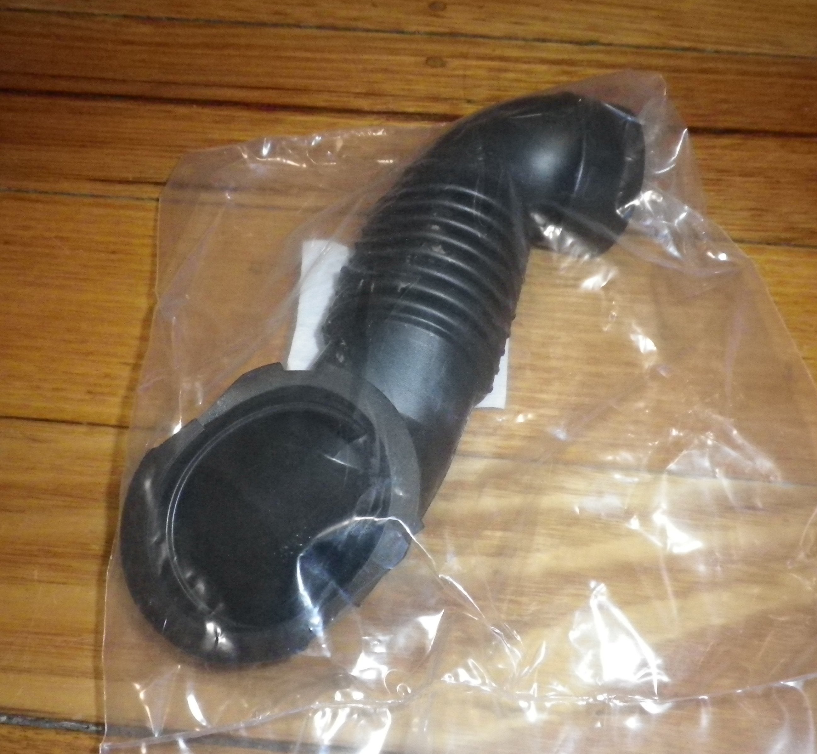 Bosch Front Load Washer Detergent Dispenser to Tub Fill Hose Replacement Part # 265958 for Multiple Bosch Models