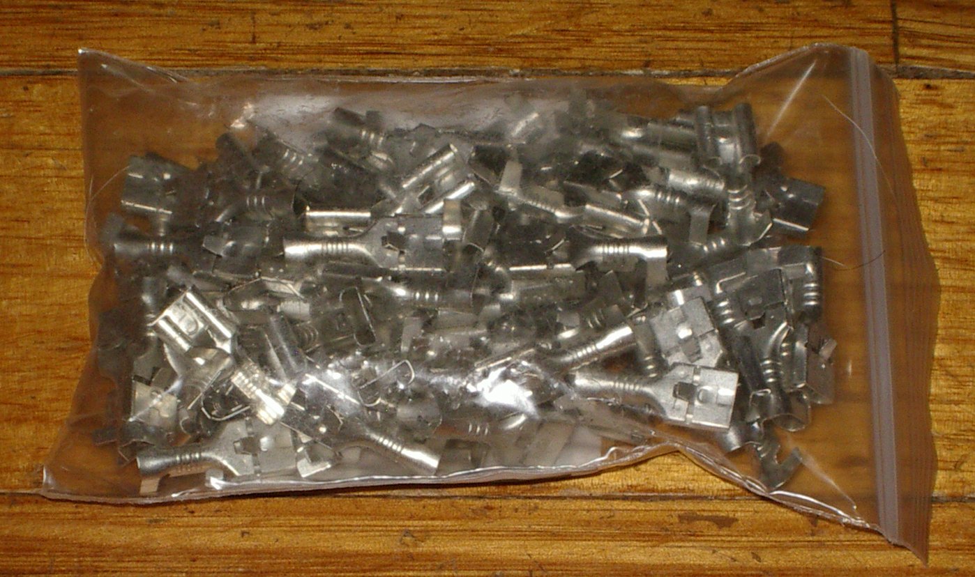 Uninsulated 6.4mm Female Spade Crimp Terminals - 100 Pieces per Packet, Part # 1346448