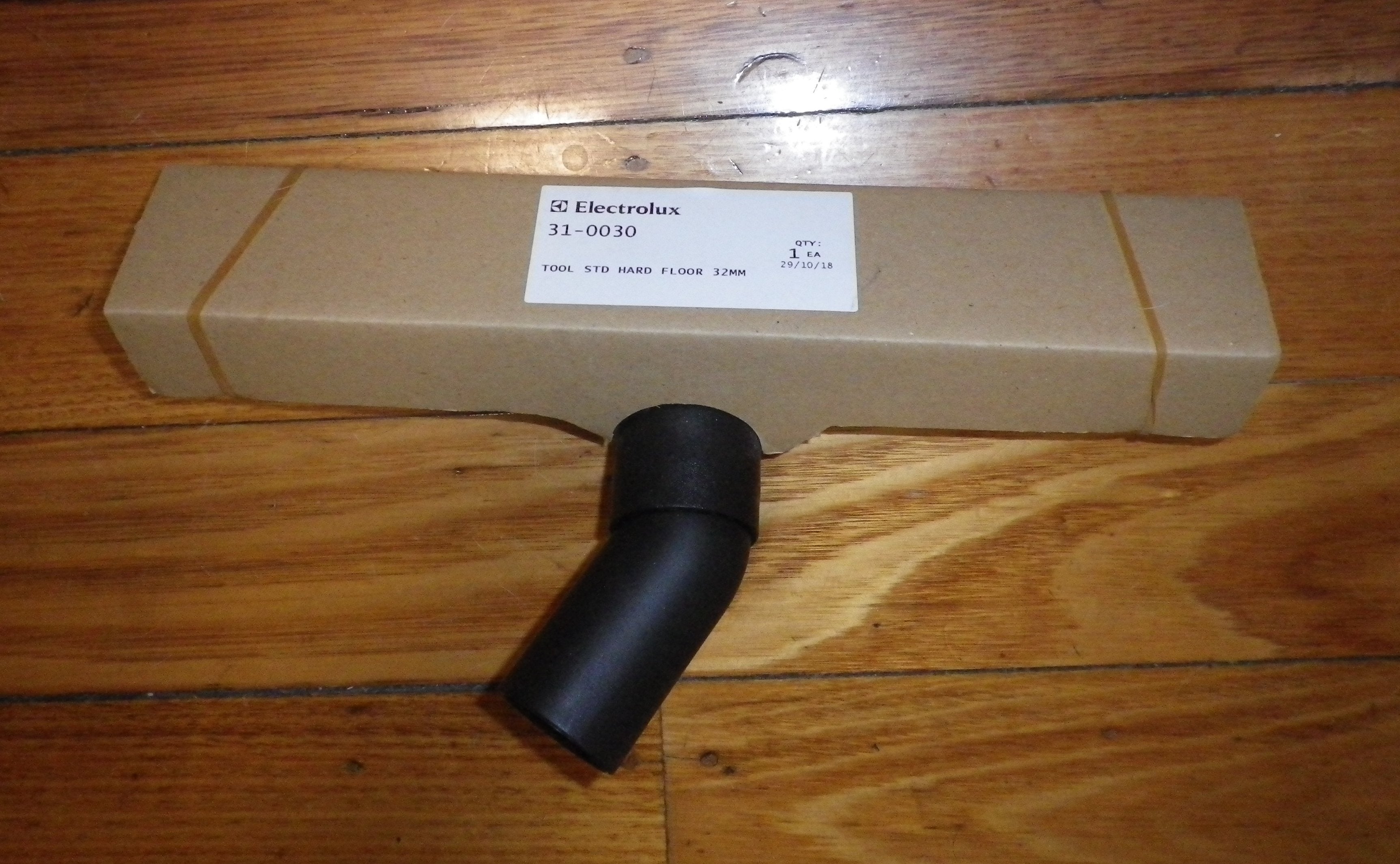 Universal 32mm Bare Floor Nozzle - Compatible with Electrolux, Volta and Other Vacuum Cleaners - Part Number 31 - 0030