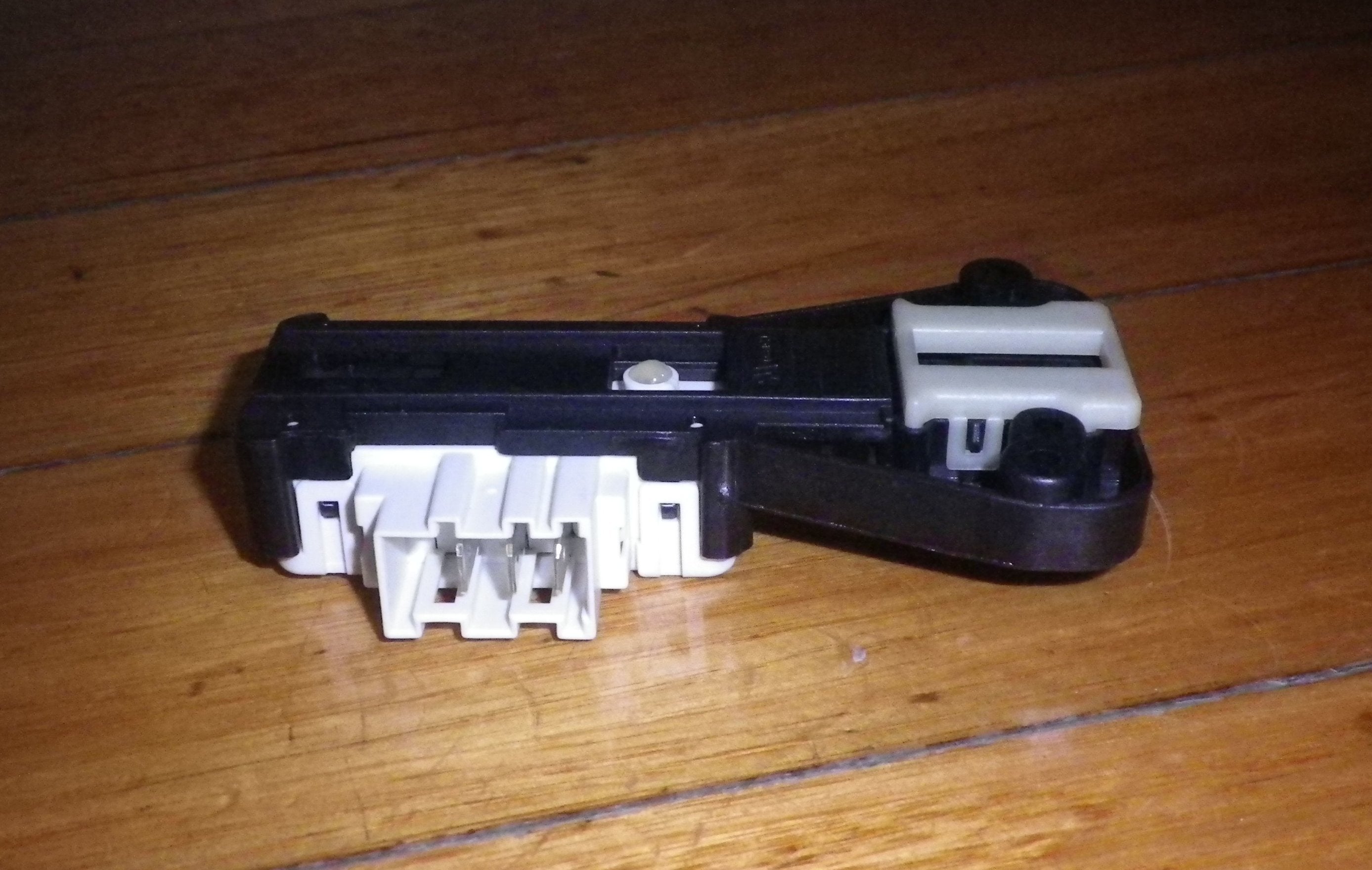 Samsung Front Loader Washing Machine Door Interlock Switch - Part # DC64 - 01538A