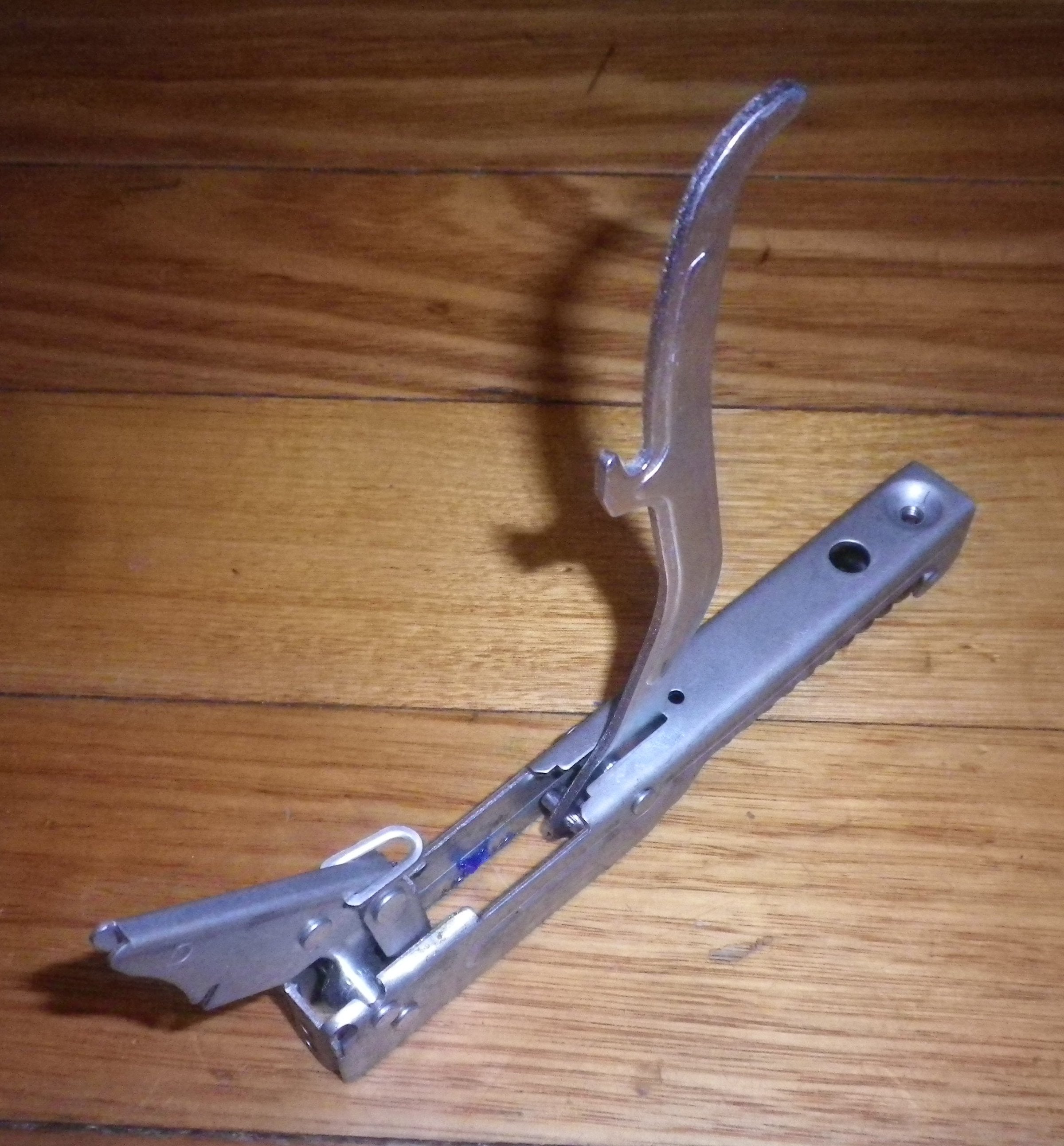 Compatible Oven Door Hinge for Fisher & Paykel BI601, BI602 Series - Part SE282