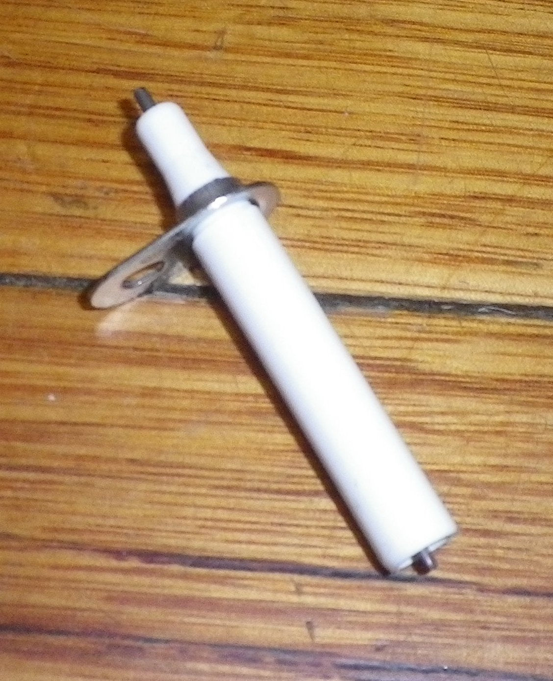 Westinghouse Chef Gas Stove Grill Ignition Electrode - Part # 0049001142