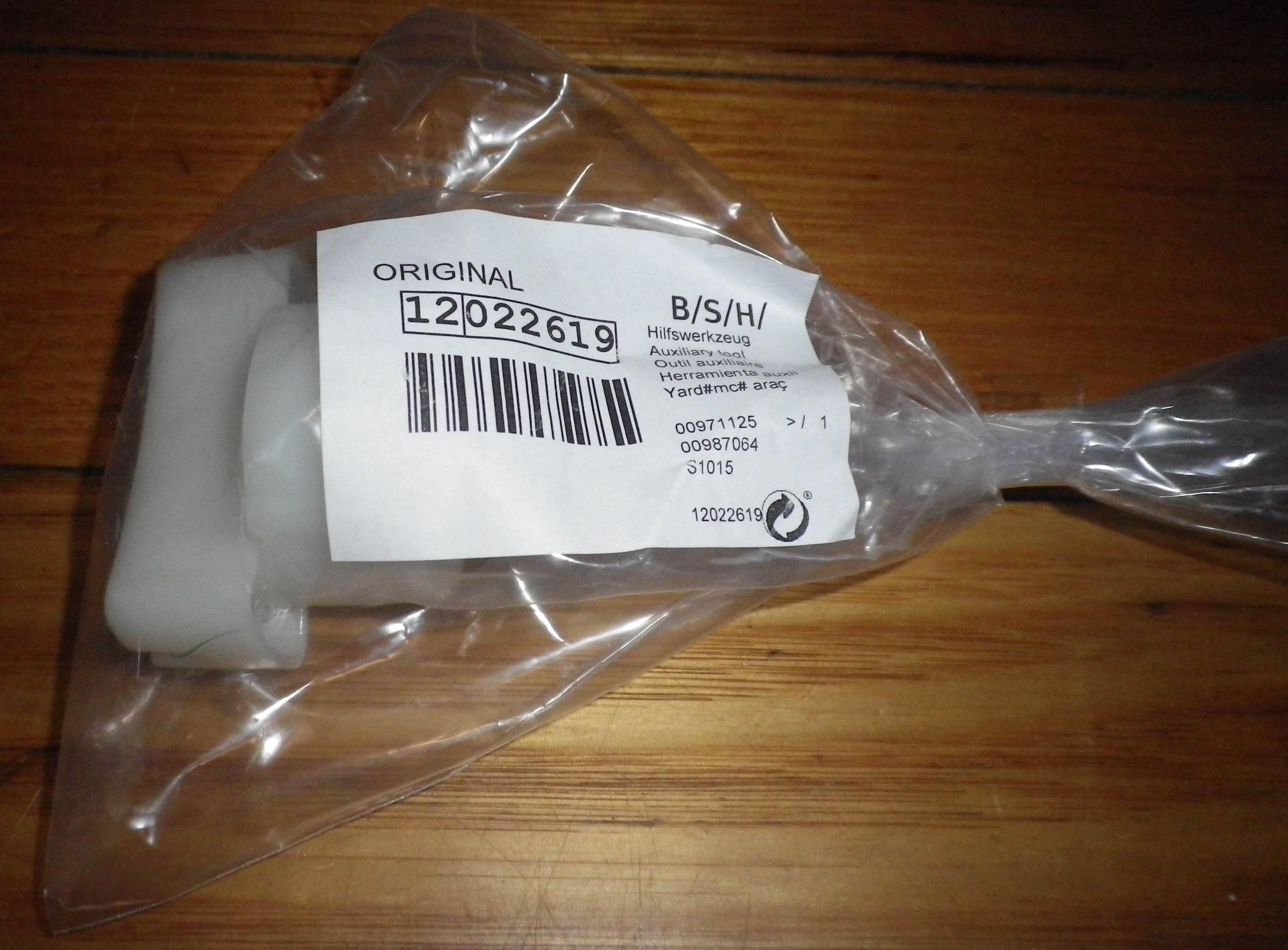 Bosch Small Oven Lampholder Glass Cover Dismantling Tool - Replacement Part No. 12022619