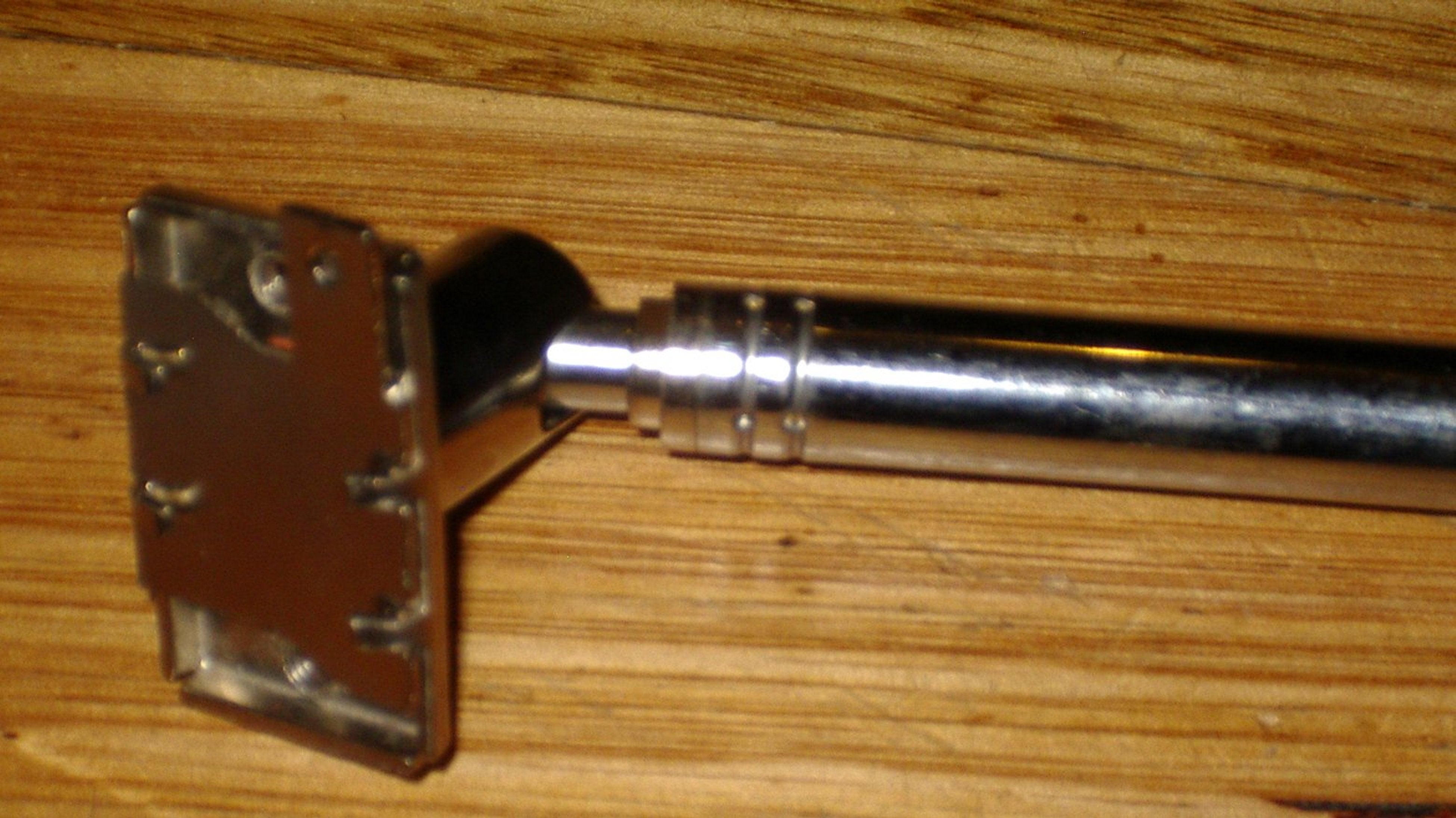 1100mm Long 10 - Section Telescopic Antenna (Part # ANT124) for AM/FM Radios, Cassette Players, and More