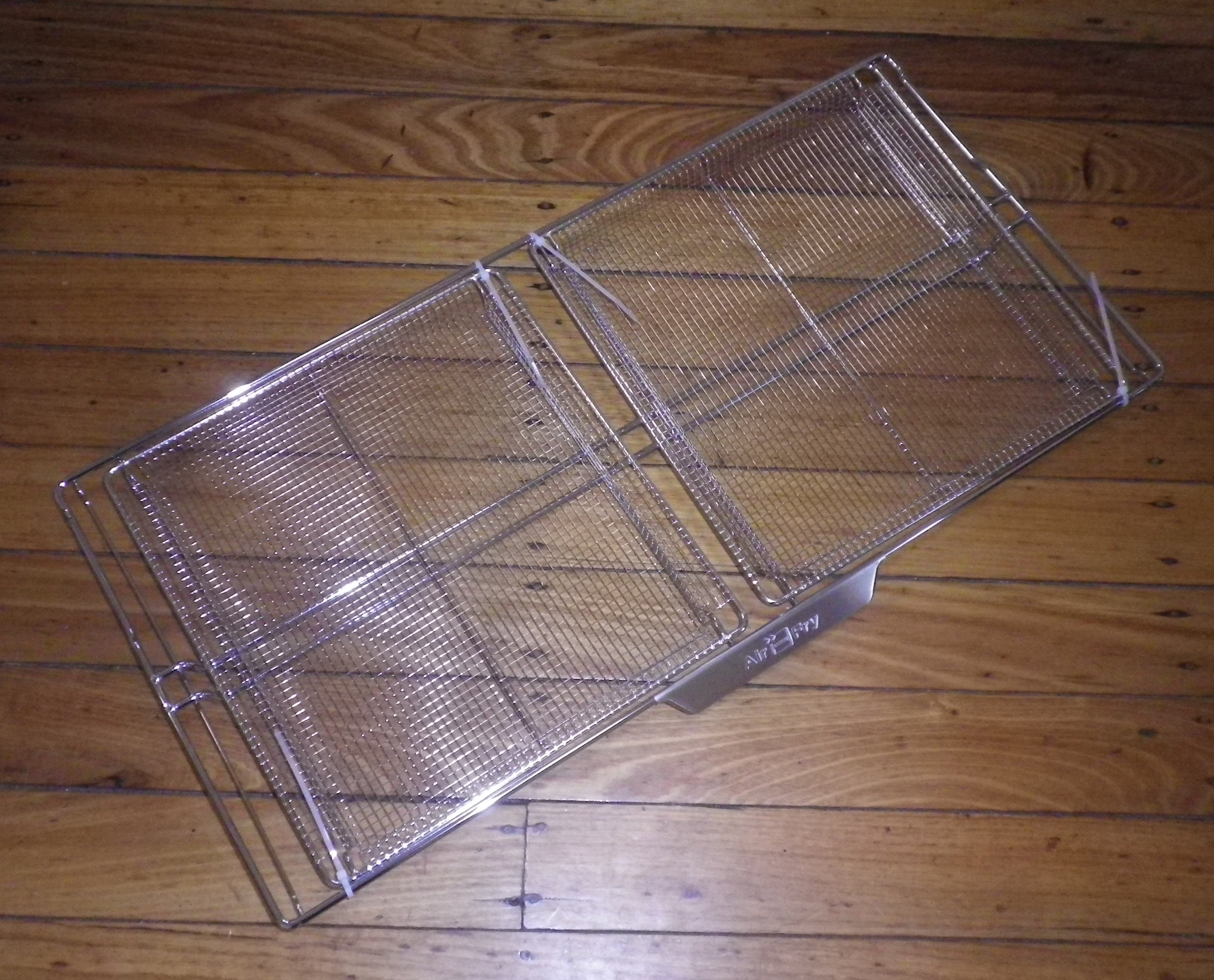 Westinghouse WVE 90cm Stove Oven Air Fryer Compatible Rack - Part #140188856011