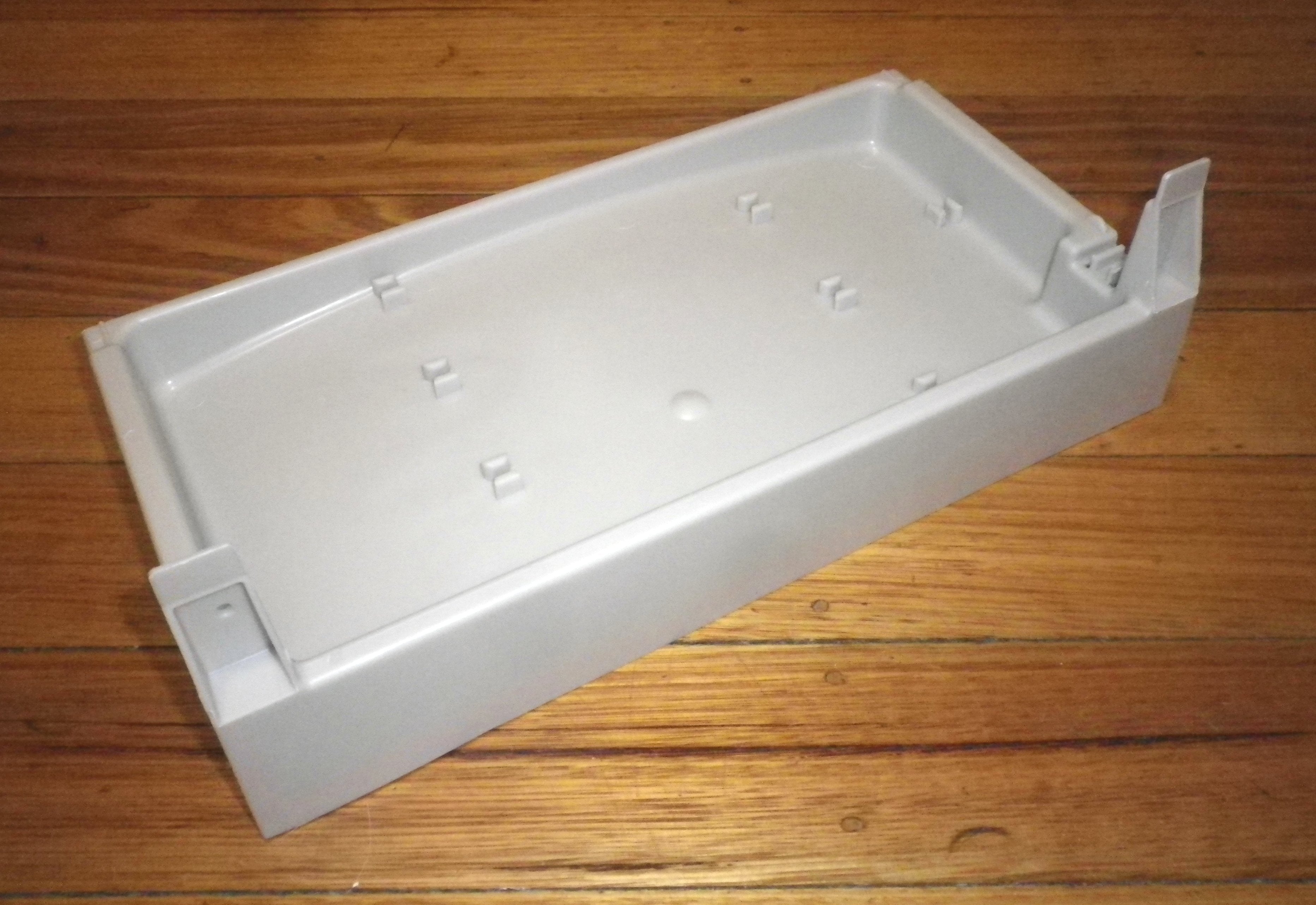 Fisher & Paykel Refrigerator Defrost Water Evaporation Tray Replacement Part - FP820734, 820734