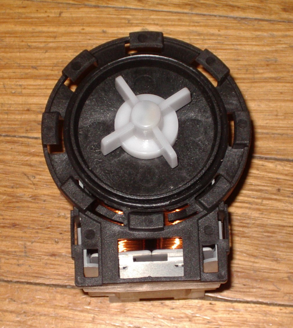 Universal 220 - 240VAC 30W 50Hz Magnetic Twist - On Pump Motor Body UNI270