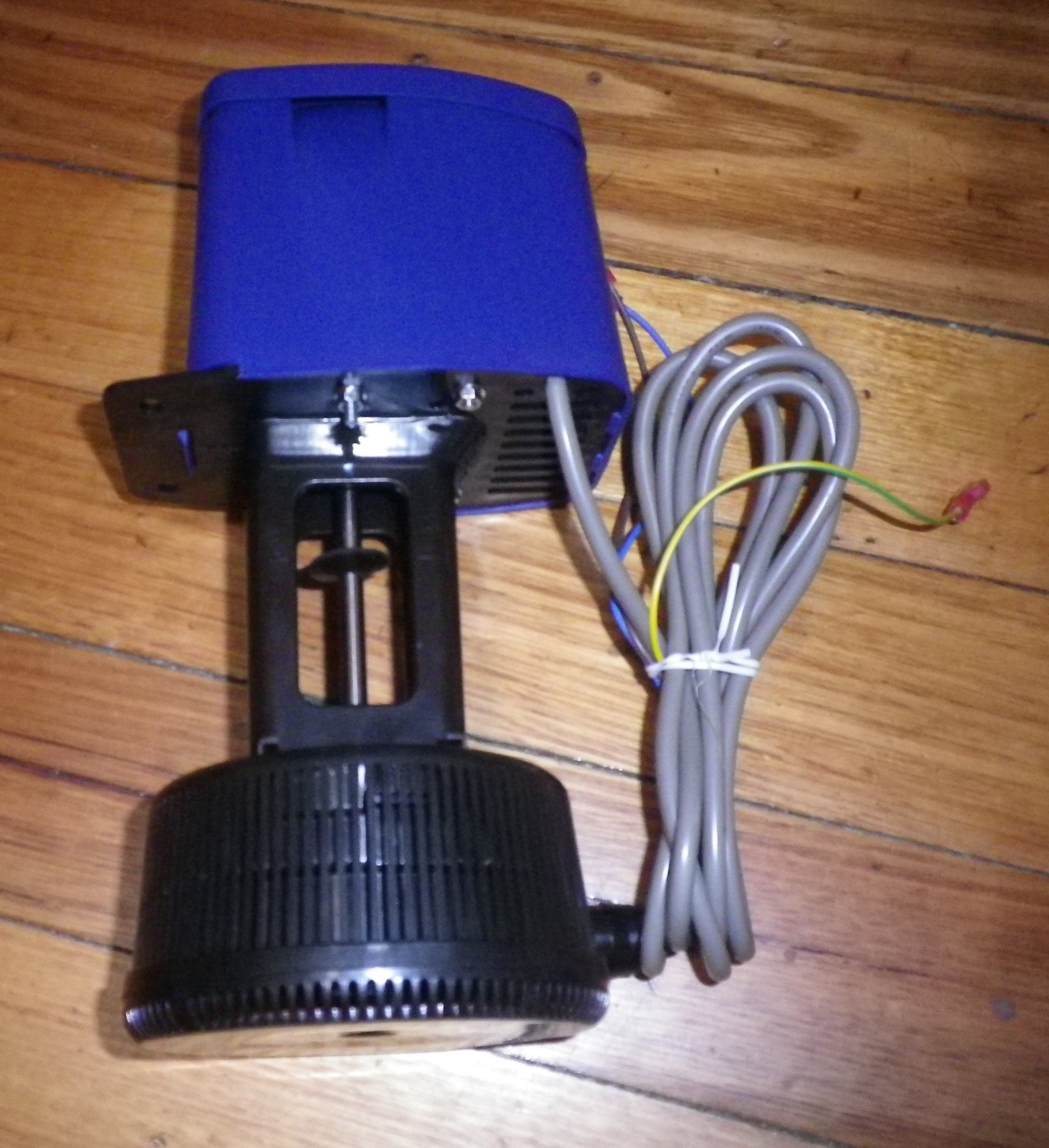 Universal SuperPump for Evaporative Coolers - High - Capacity Water Pump with 38 Litres per Minute Flow, Part # SP380