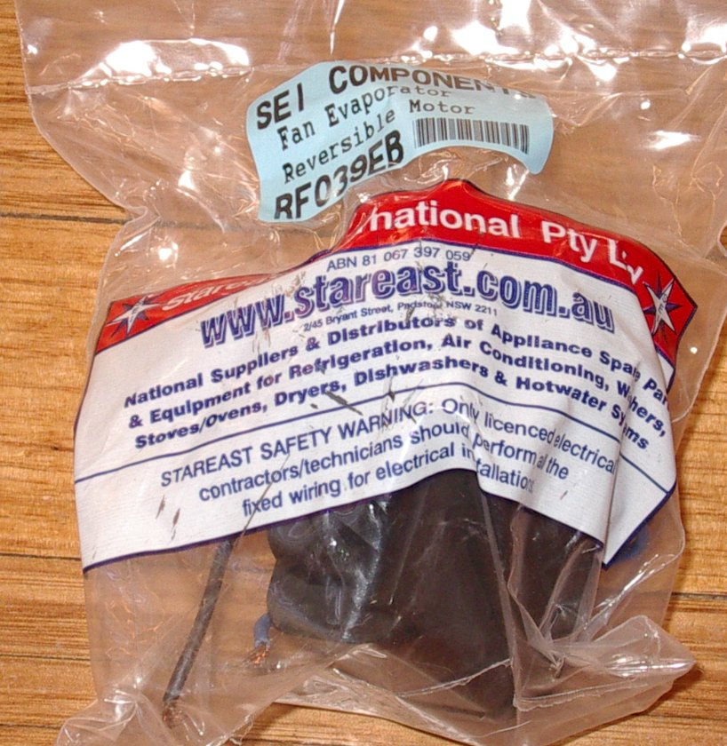 Universal Reversible Evaporator Fan Motor (Part # RF039EB) for No Frost Fridges