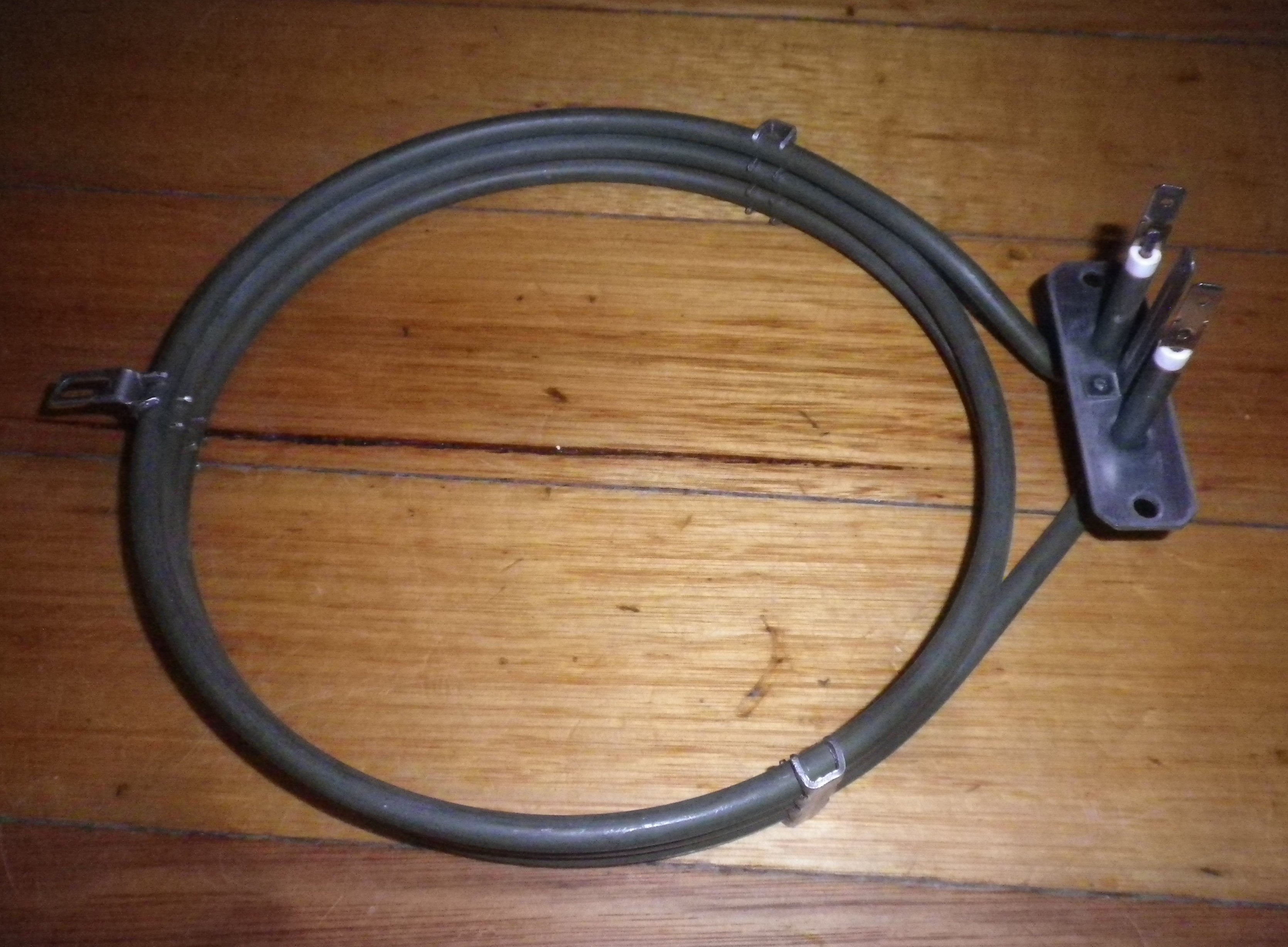 1550W Triple Loop Fan Forced Oven Element Compatible with Technika - Part SE290