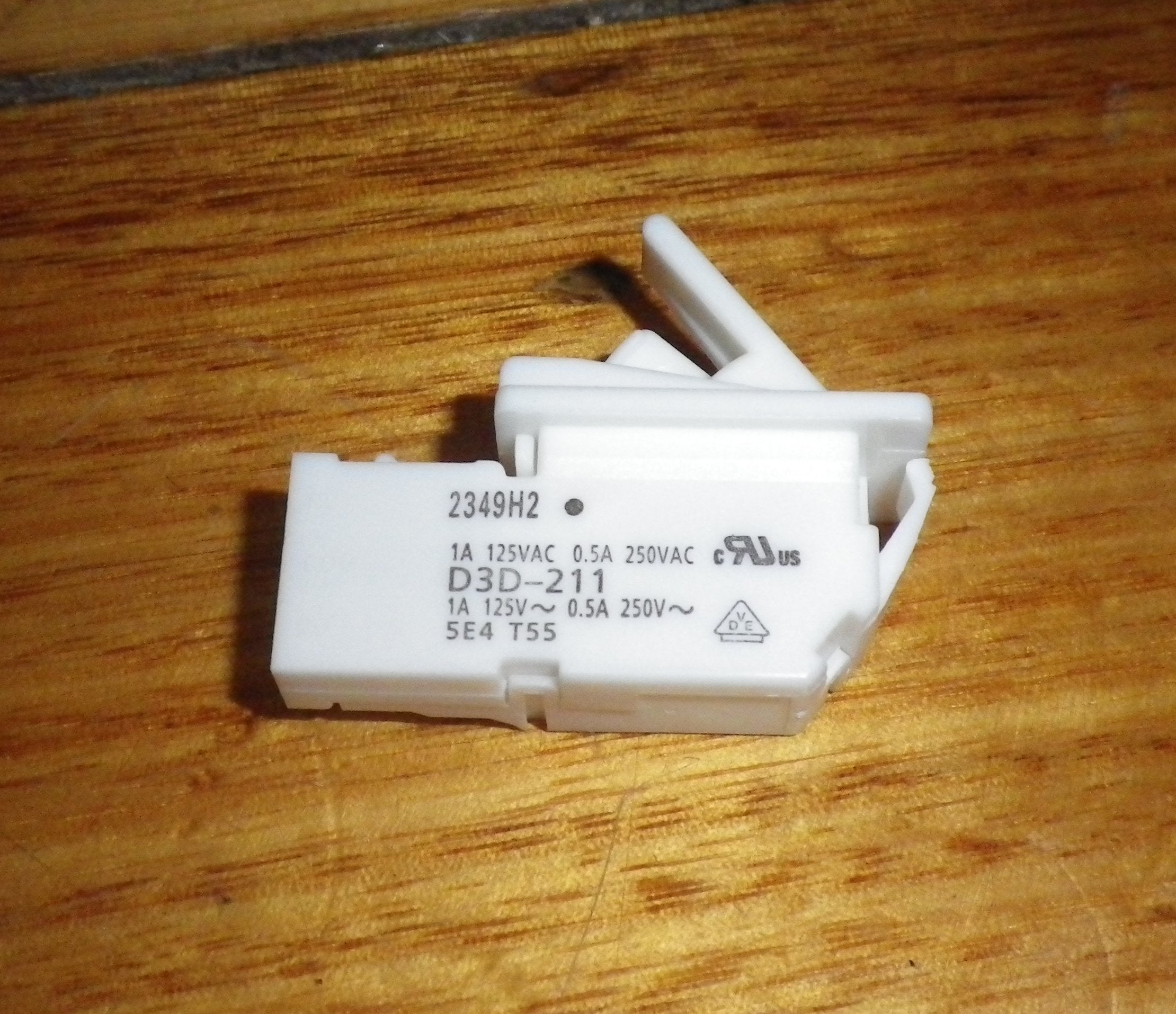 Westinghouse, Sharp Single - Lever Fridge Light/Fan Switch - Part # QSW - PA097CBZA