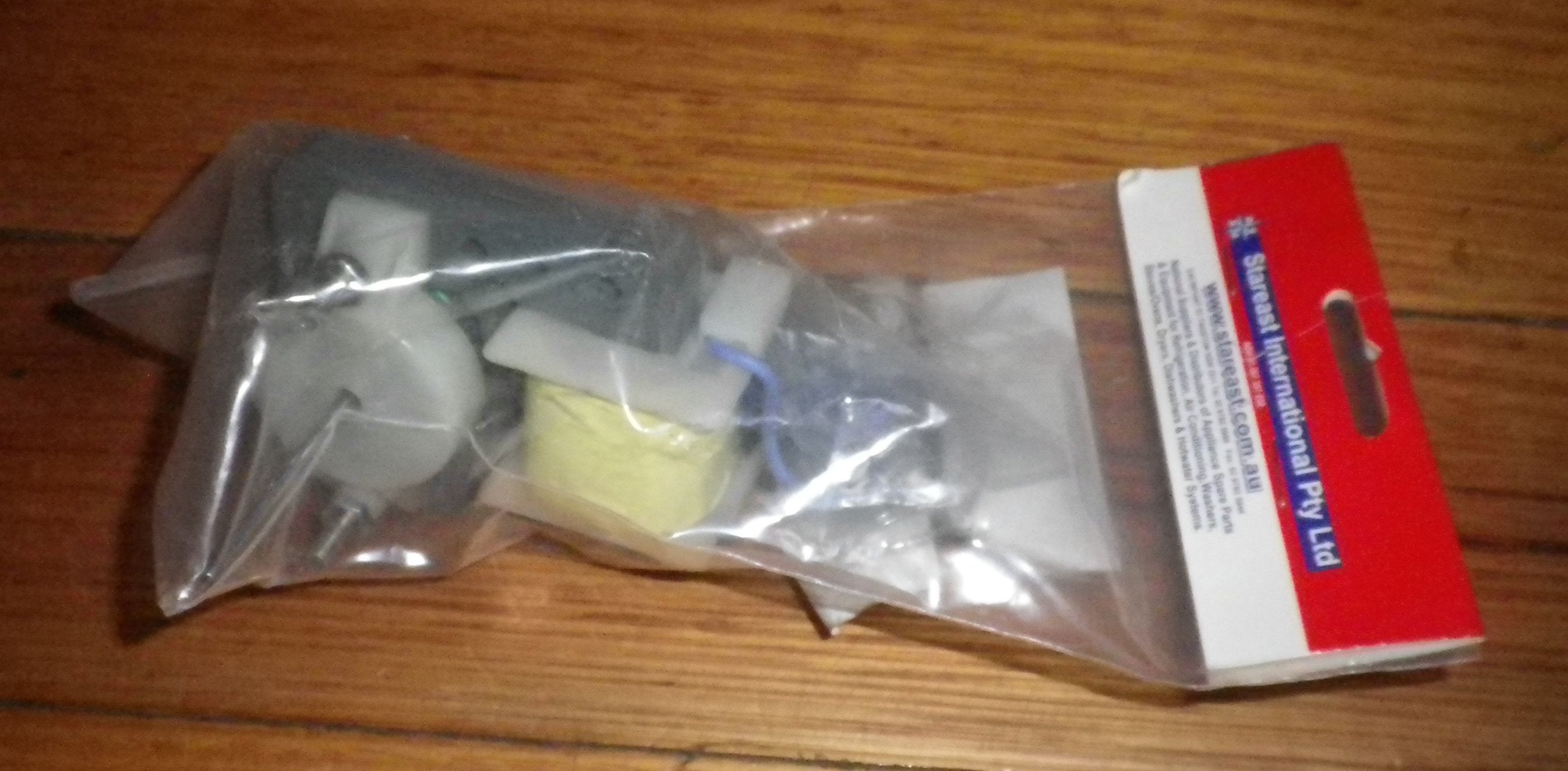 Fasco Small-Sized Universal Reversible Evaporator Fan Motor for No Frost Fridges - Part # RF039J1