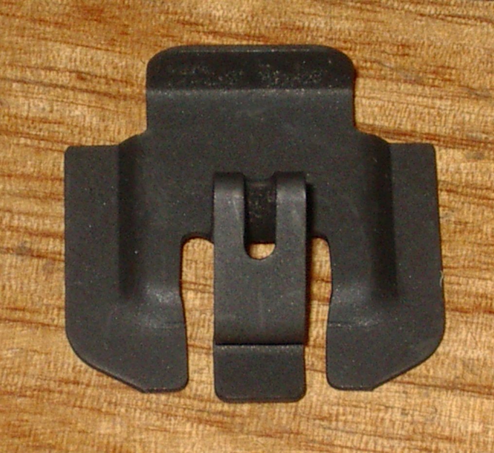 Westinghouse, Simpson, Chef Stove and Oven Element Retaining Clip - Replacement Part # 0125008345 (Replaces NZ71063)