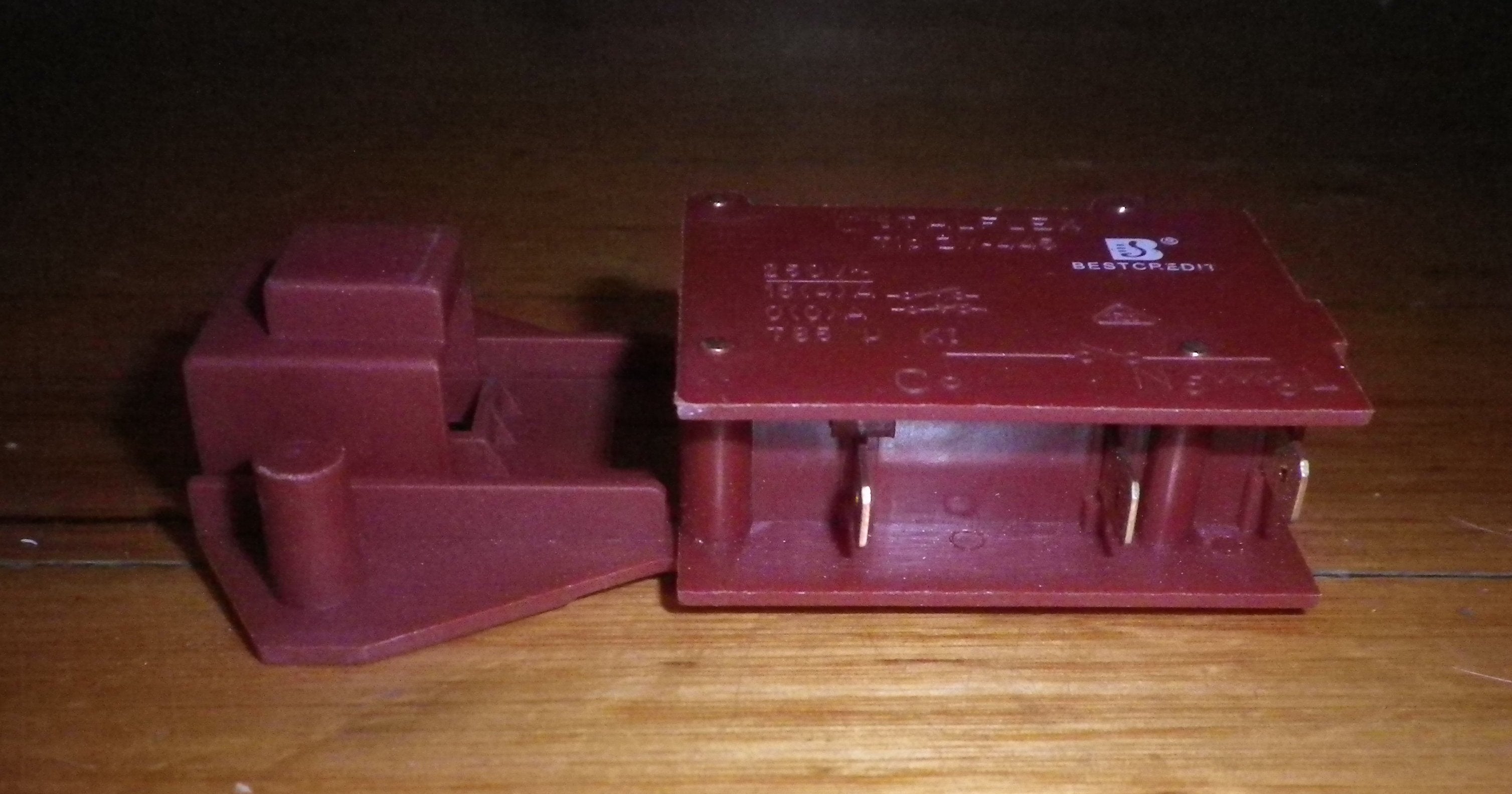 Whirlpool Early Version Front Loading Washing Machine Door Interlock Switch - Part Number WA481969018108