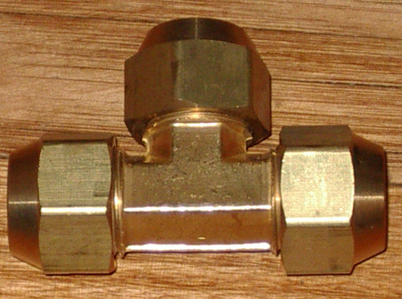 Brass 5/8 Inch SAE Flare T-Union Fitting Kit with Flare Nuts for Refrigeration Applications - Part # RF713KIT