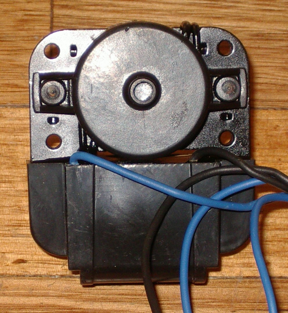 Universal Reversible Evaporator Fan Motor (Part # RF039EB) for No Frost Fridges