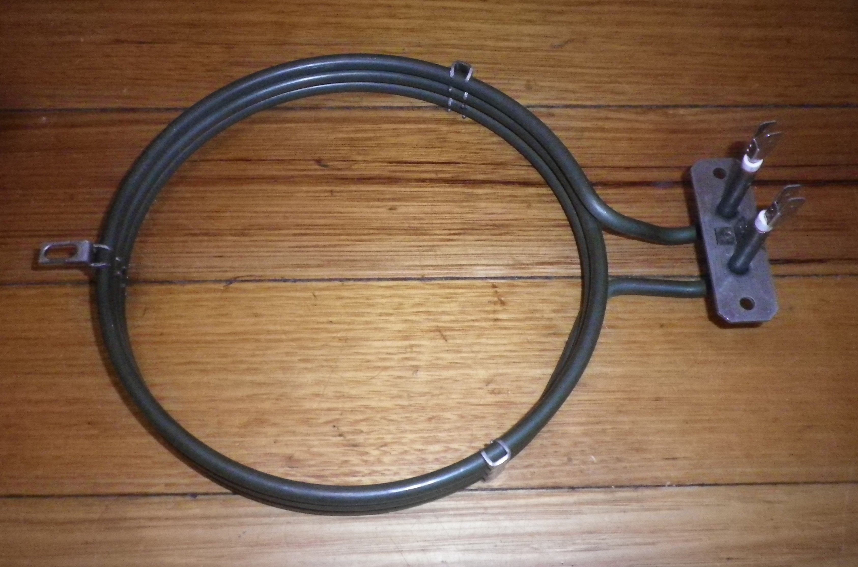 2300Watt 3 Loop Long Neck Fan Forced Oven Element by Technika - Part SE900