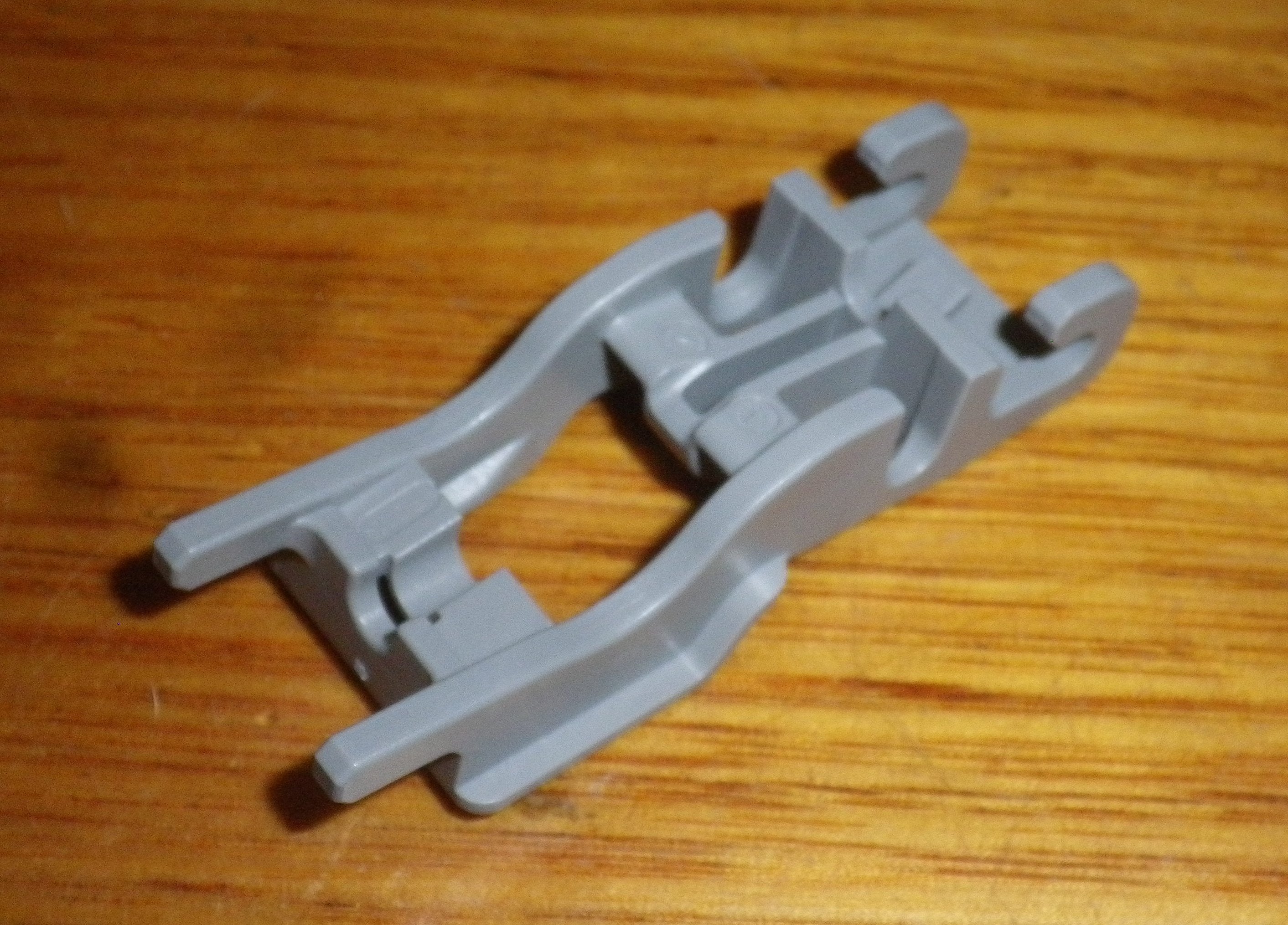 Bosch SMS, SMU Series Dishwasher Upper Basket Tine Clip - Part 10014079