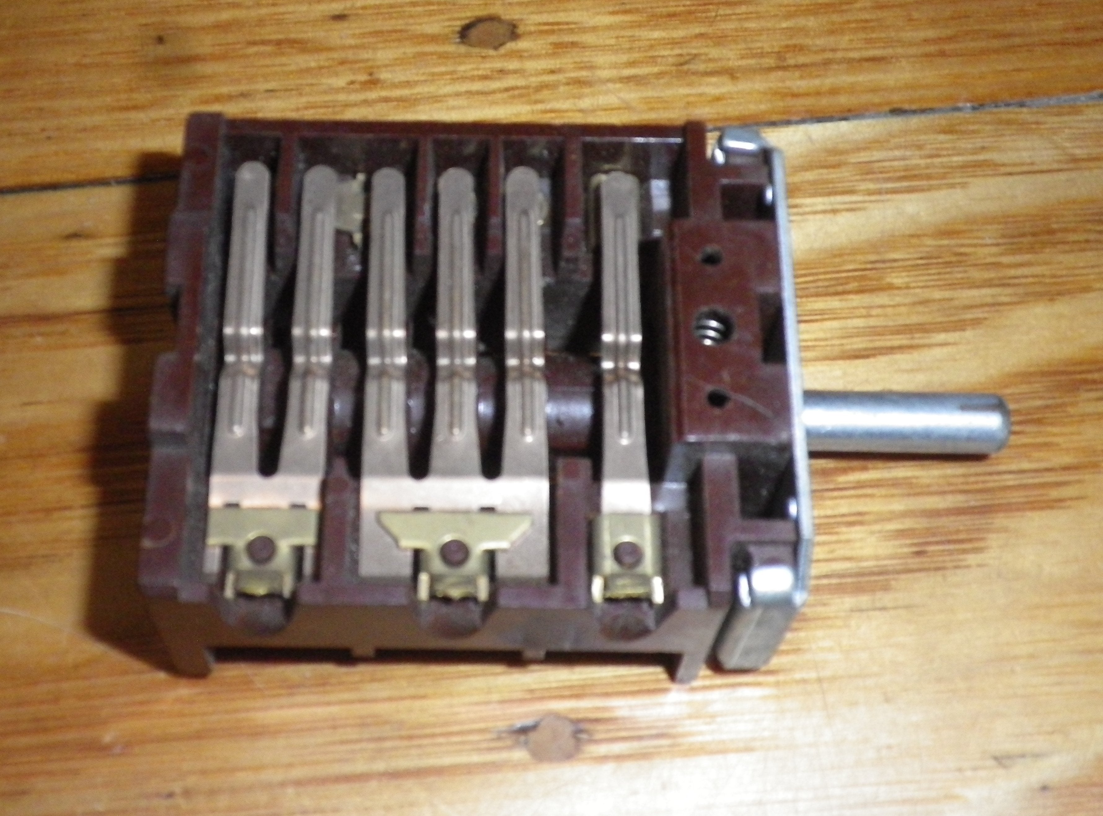 7 Position Control Switch for Ceramic Hotplates - Ego Replacement Part # 46.27262.50