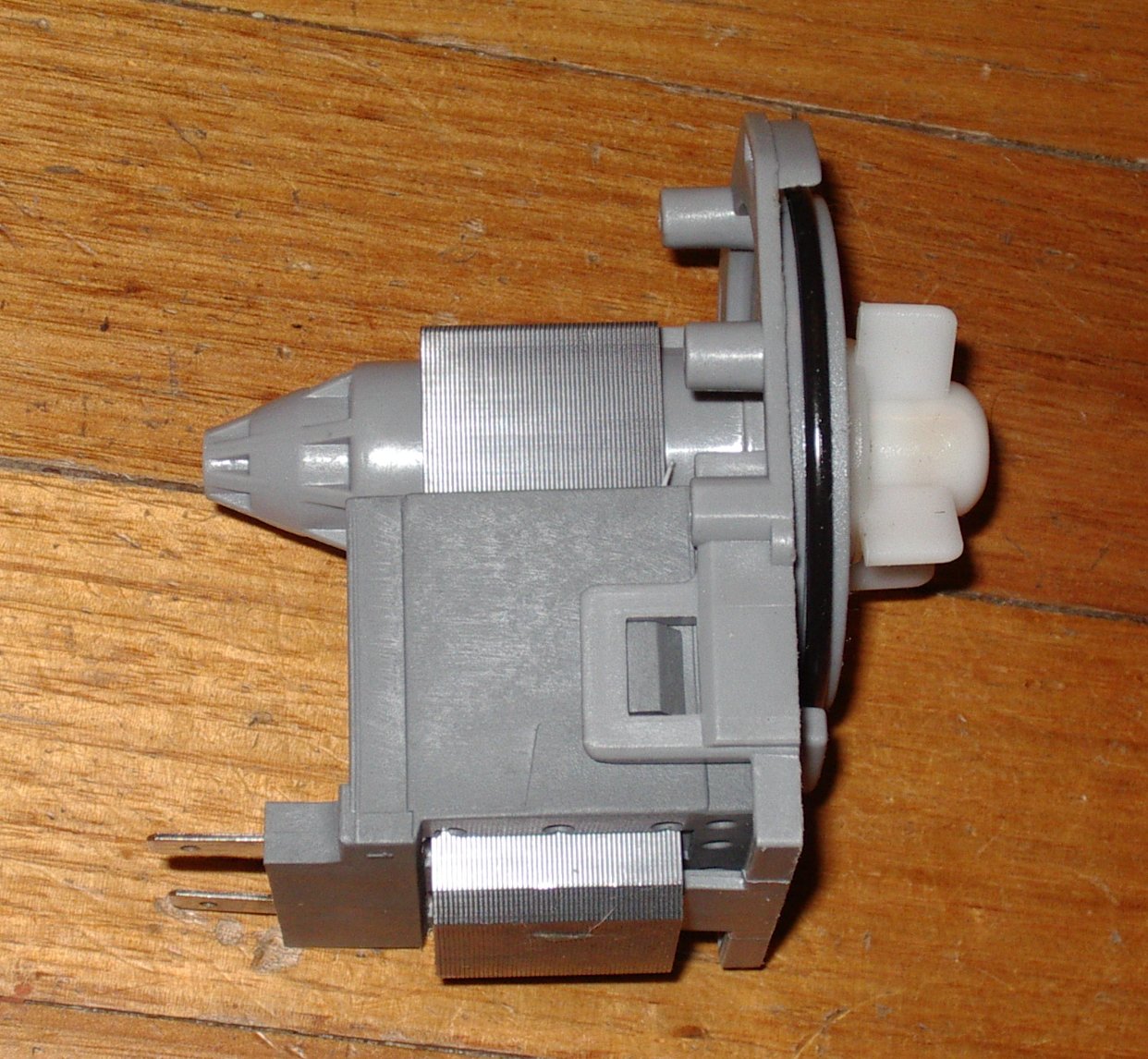 Universal Twist-On Type Magnetic Electric Pump Motor Body for Appliances - Part Number UNI274