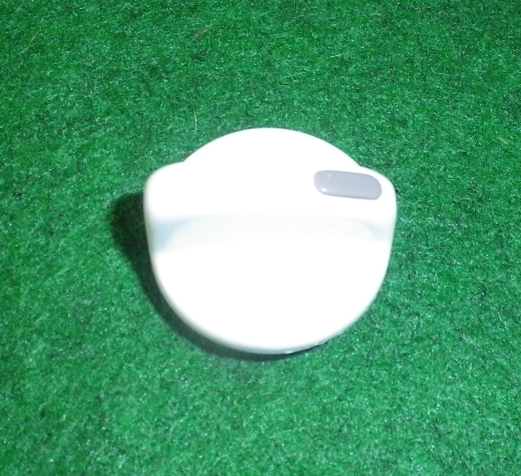 Set of 7 Fisher Paykel White Stove Control Knobs for RA535EW - Part FP572424P