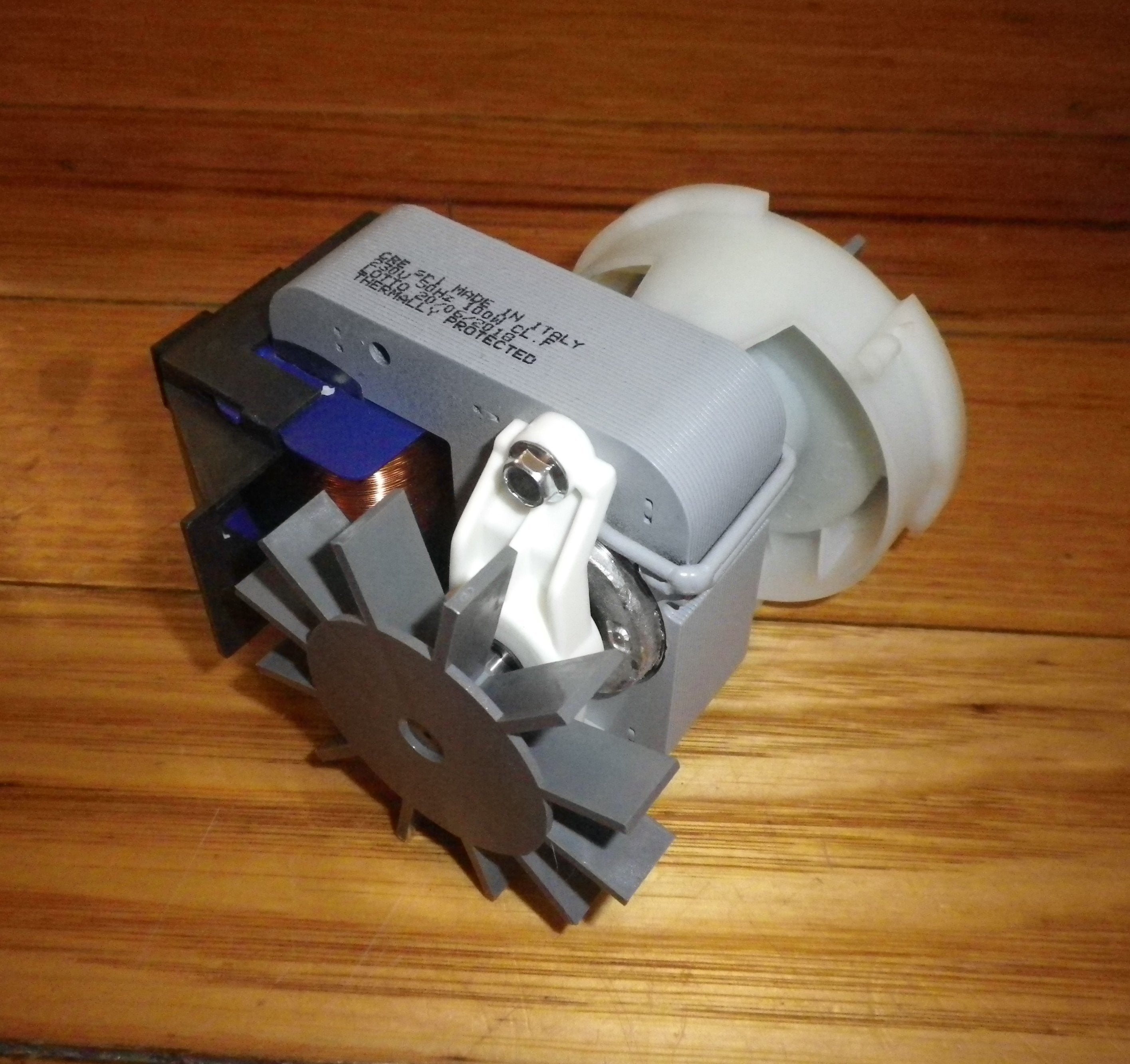 Compatible Smartdrive Electric Drain Pump for Fisher & Paykel Washing Machines - Part Number FP005D