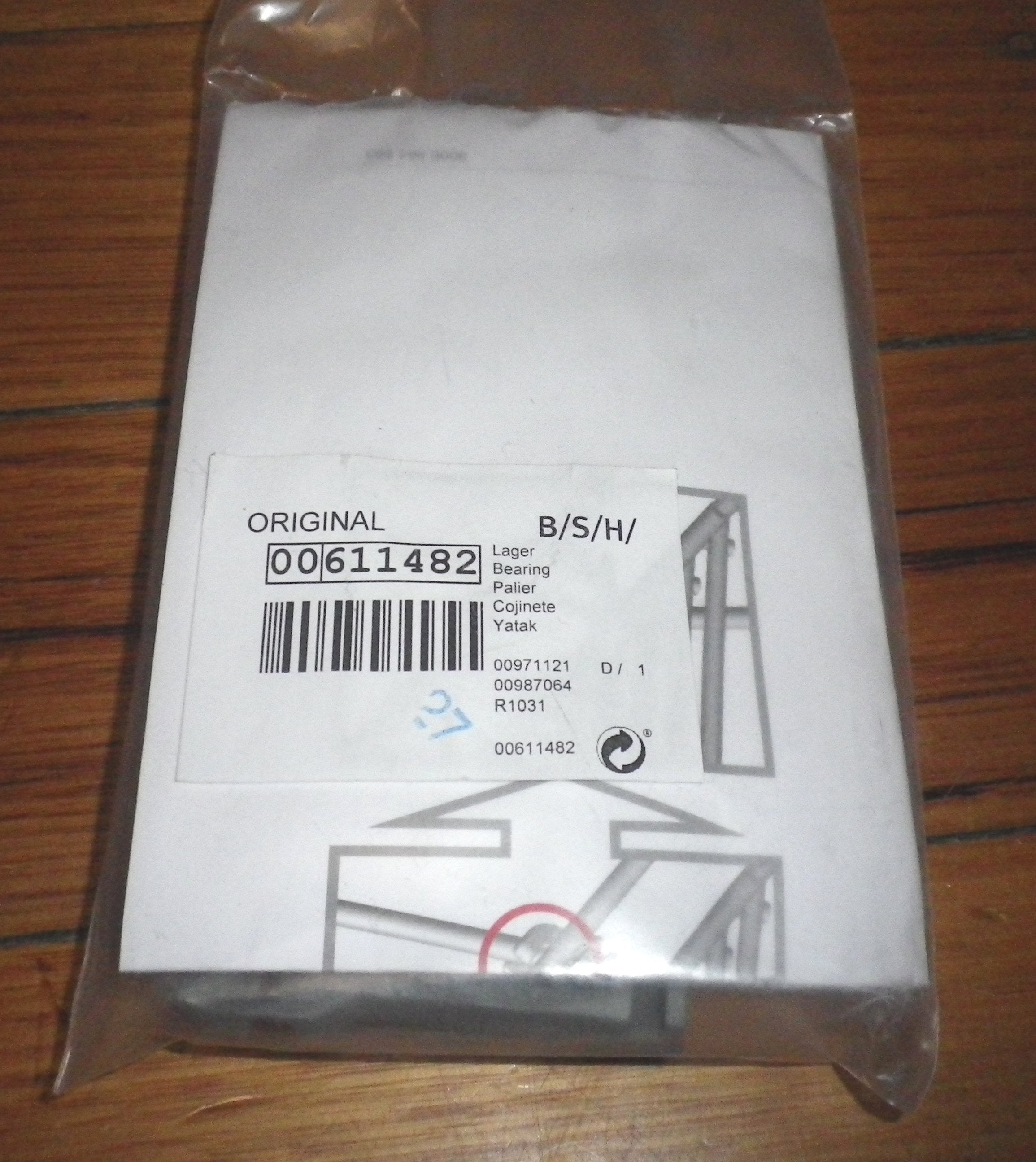 Bosch SMS & SMU Series Dishwasher Lower Basket Rack Clips (Pack of 2) - Part # 611482