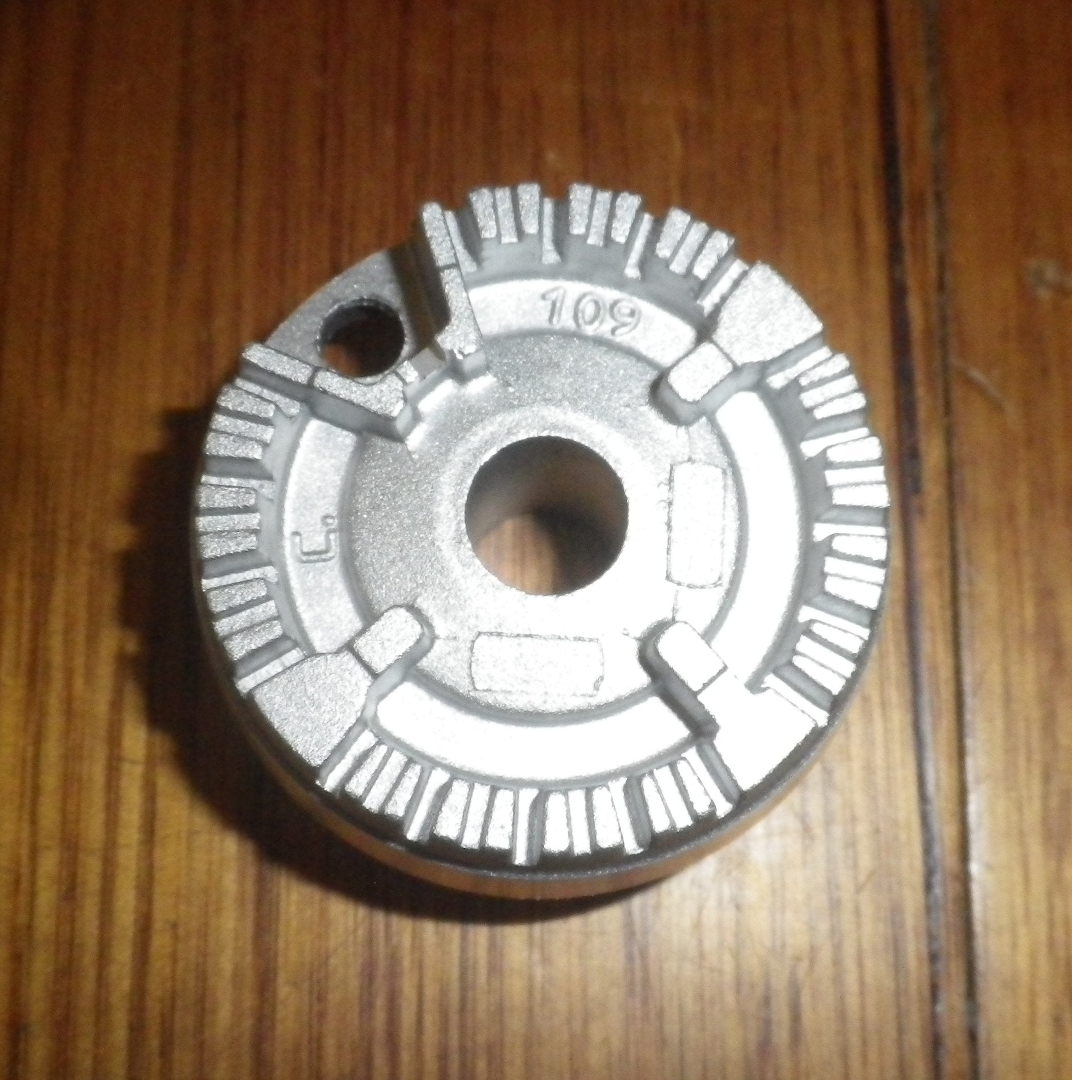 Fisher & Paykel 49mm Gas Stove Auxiliary Burner Distributor - Part No. FP531616