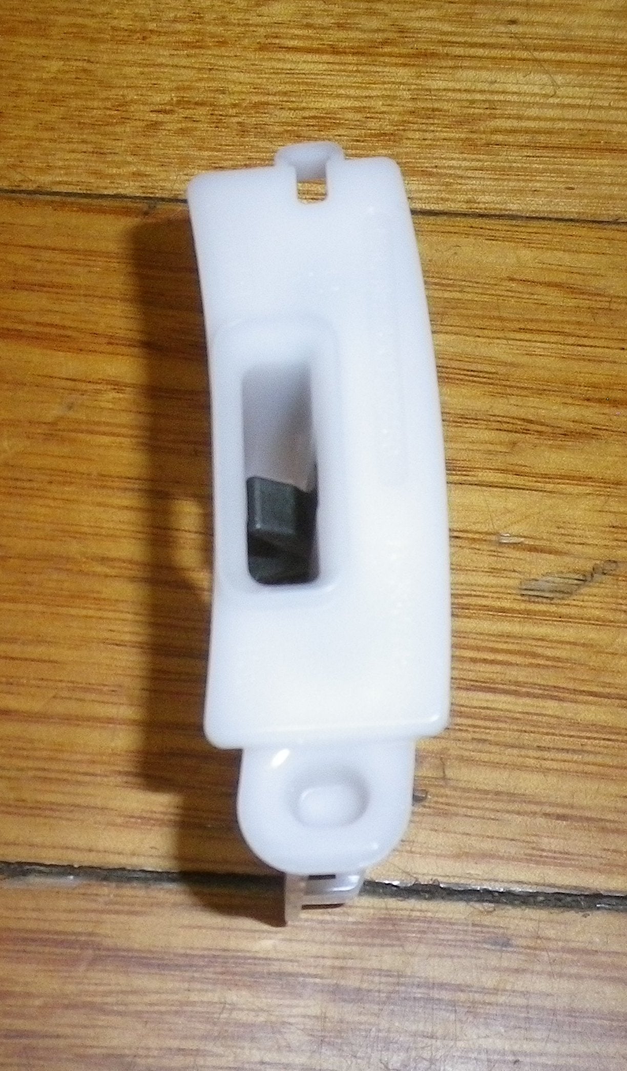 Bosch WT, WTG, WTH, WTW Series Dryer Female Door Latch Assembly - Part # 10022250