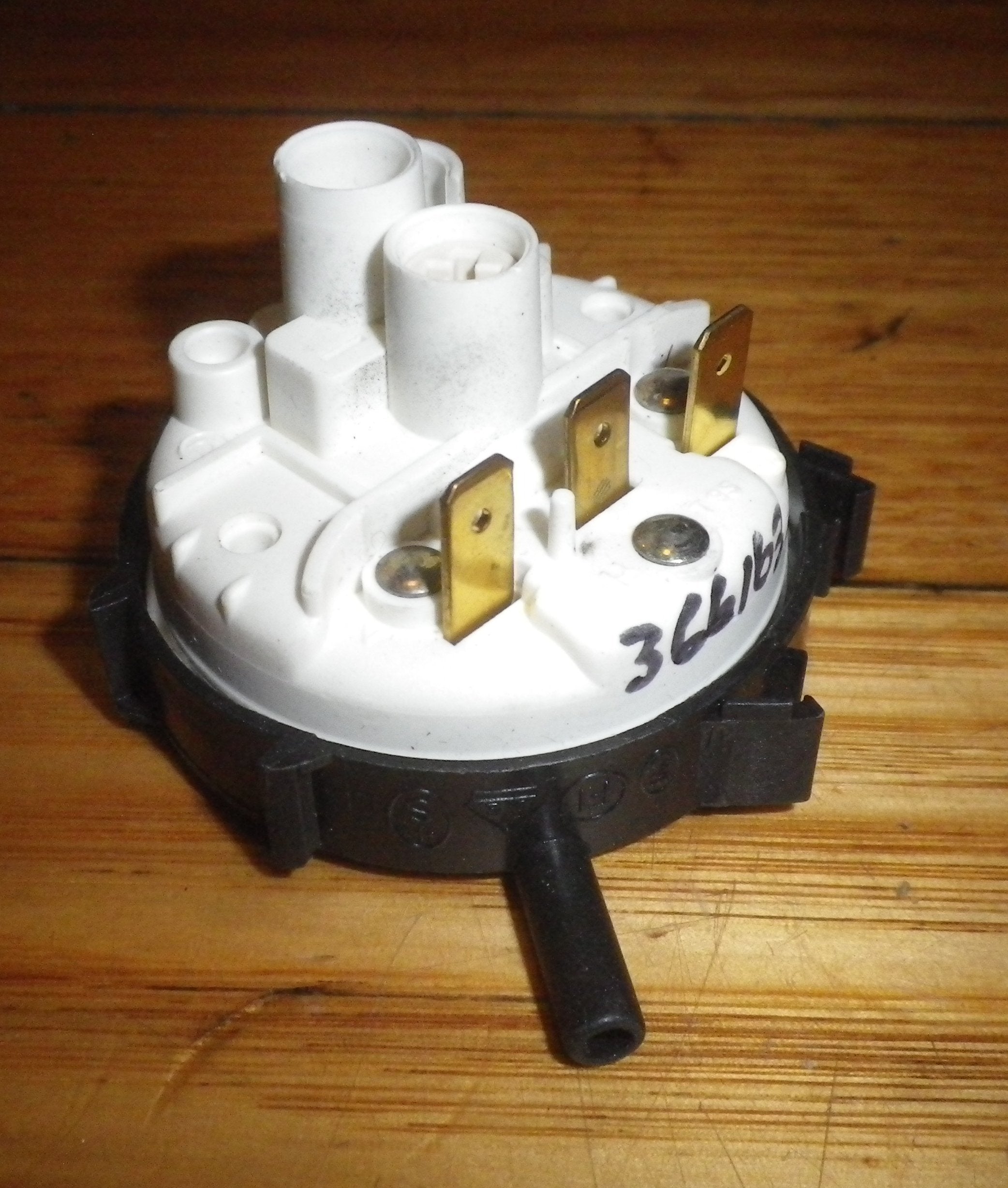 Westinghouse and Simpson High - Quality Dishwasher Pressure Switch - Part # 366163