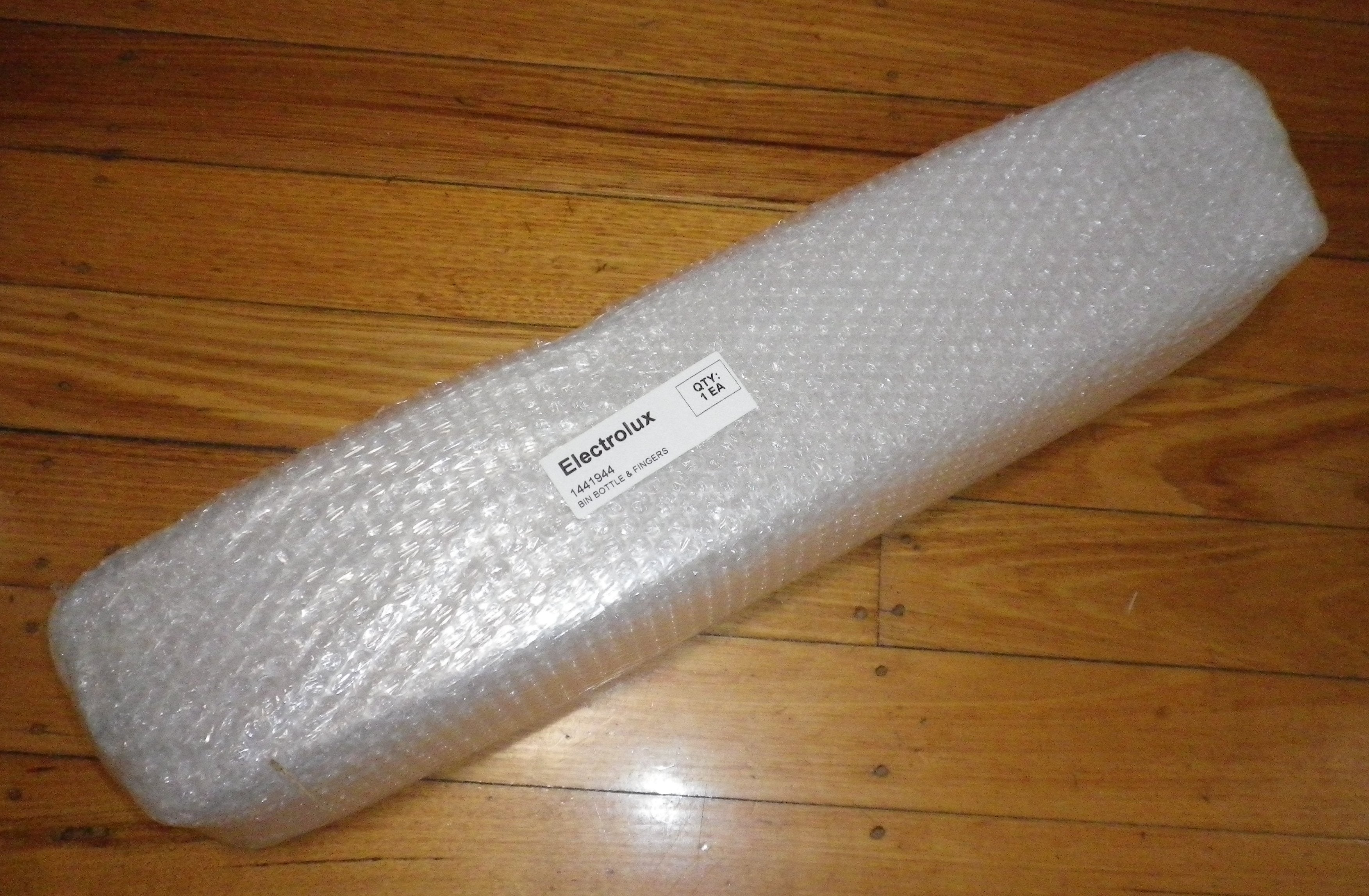 Westinghouse RJ523V Fridge Door Bottle Shelf - Part No. 1441944, Fingers Excluded
