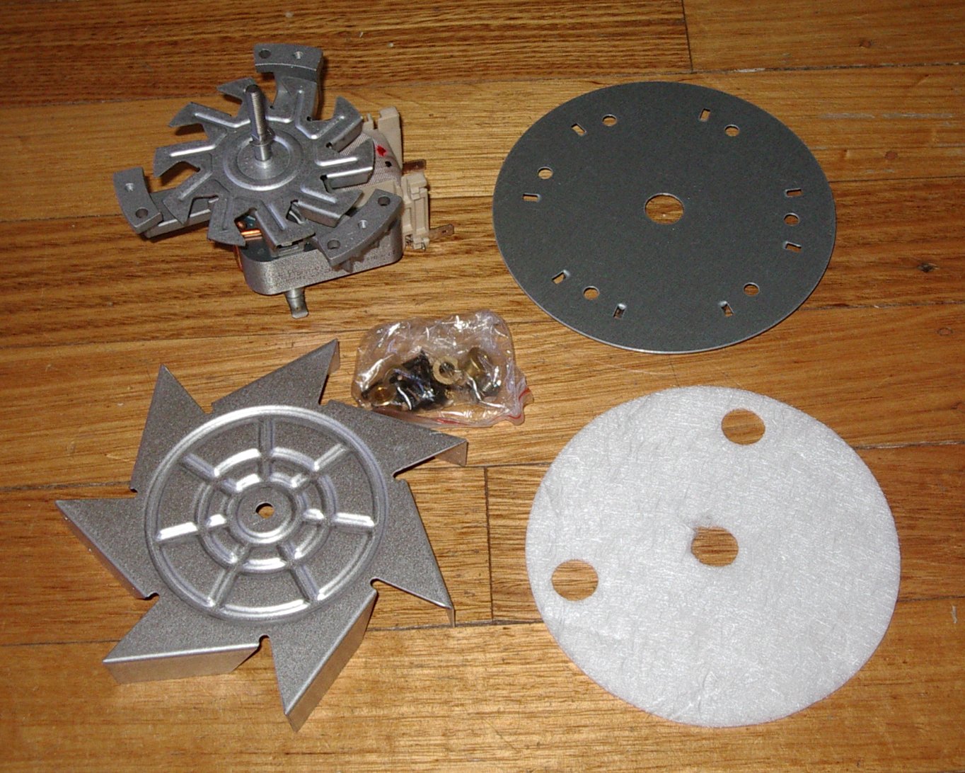 Universal 240V Fan-Forced Oven Fan Motor with Blade & Spacers - Part # OFM01V3