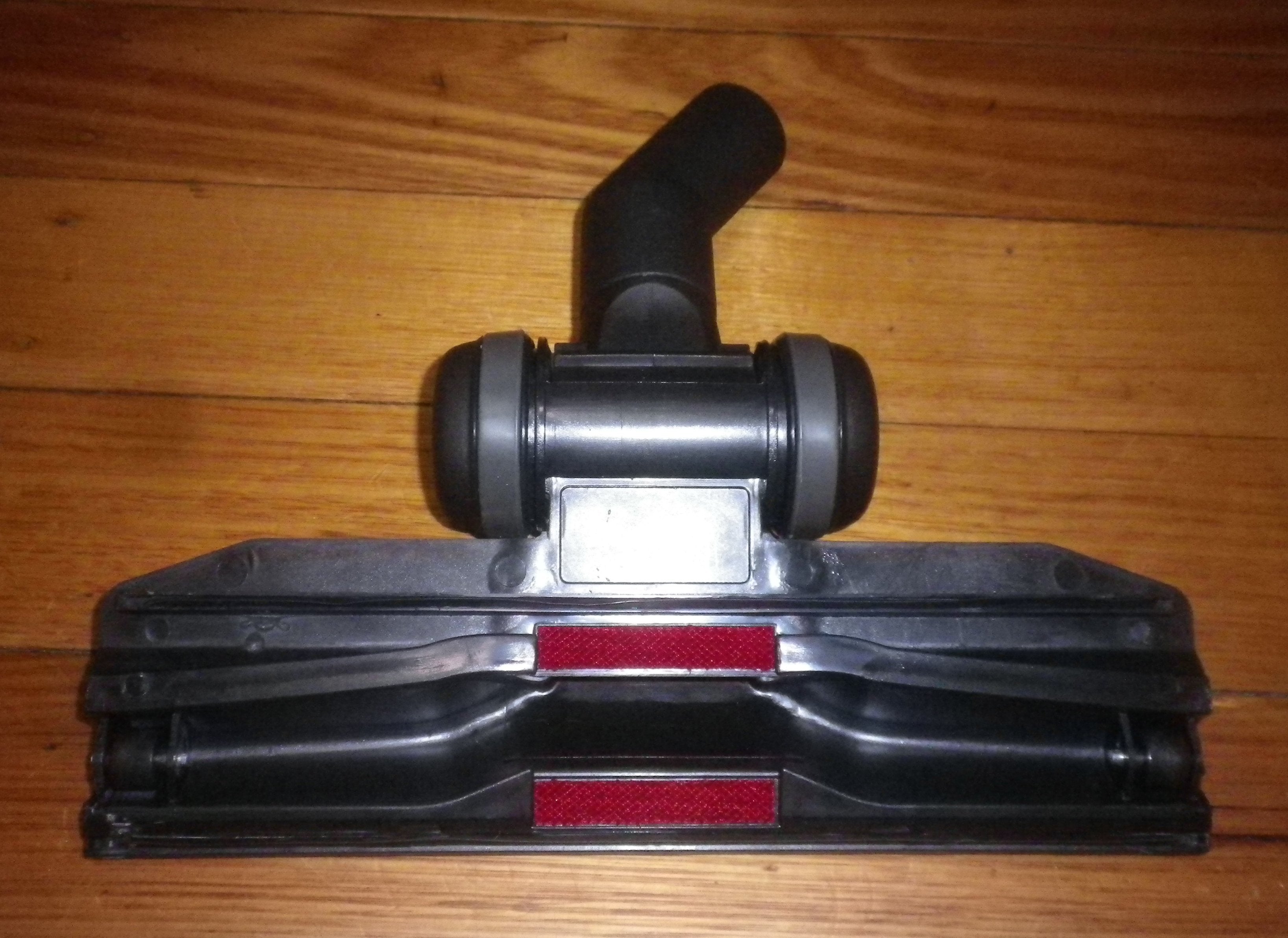 High-Quality Generic 32mm Low-Profile Gulper Vacuum Floor Cleaning Tool - Part Number FTS132-3