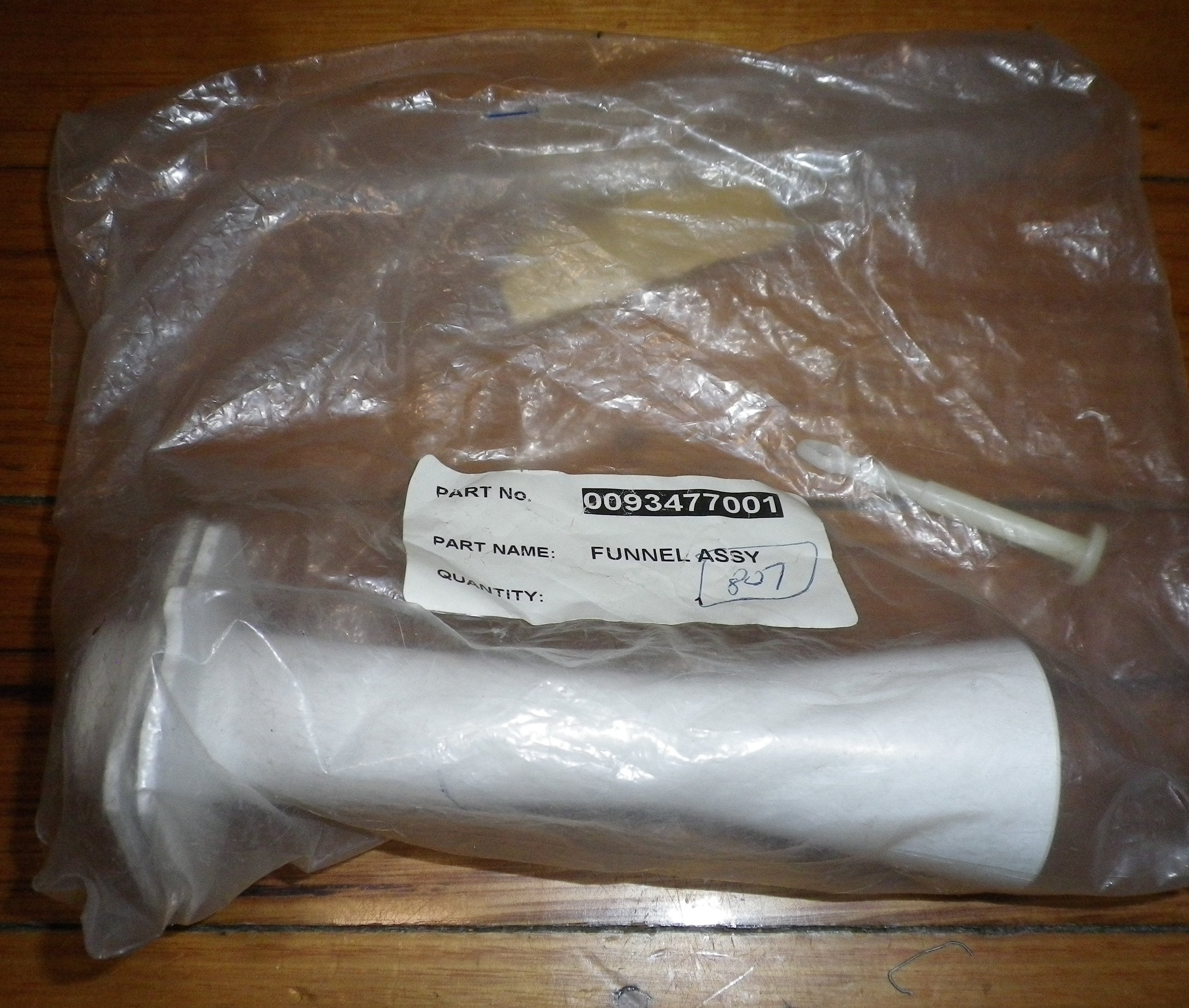 Westinghouse & Simpson Upper Spray Arm Funnel Assy with Pivot Pin - Part # 0093477001