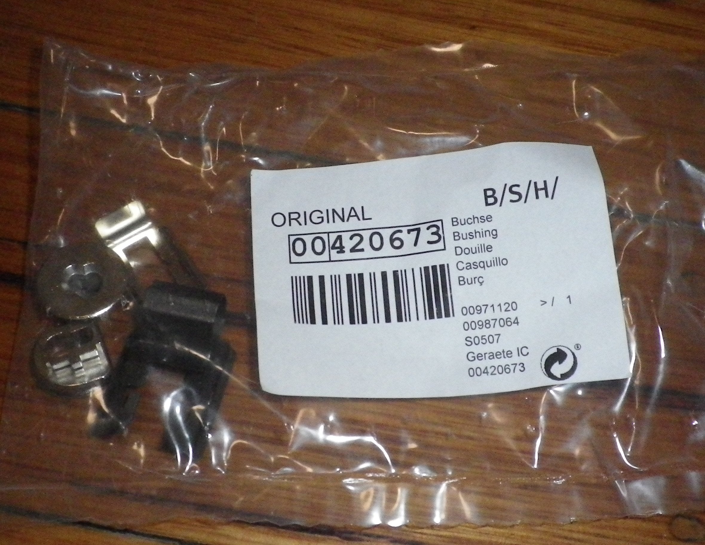 Bosch and Siemens Oven Shelf Side Rack Bushing Fixing Kit - Compatible Part Numbers 420673, 00420673