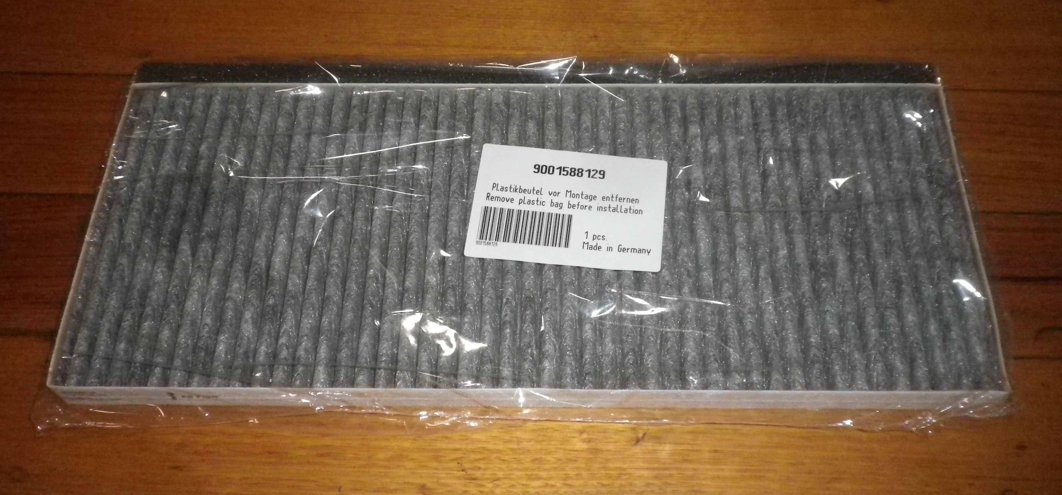 High - Quality Bosch, Blaupunkt, Siemens, Neff Compatible Rangehood Standard Odour Filter with Dimensions 46cm x 20cm - Part Numbers 17006837, 5Z51ITB1X4(00)