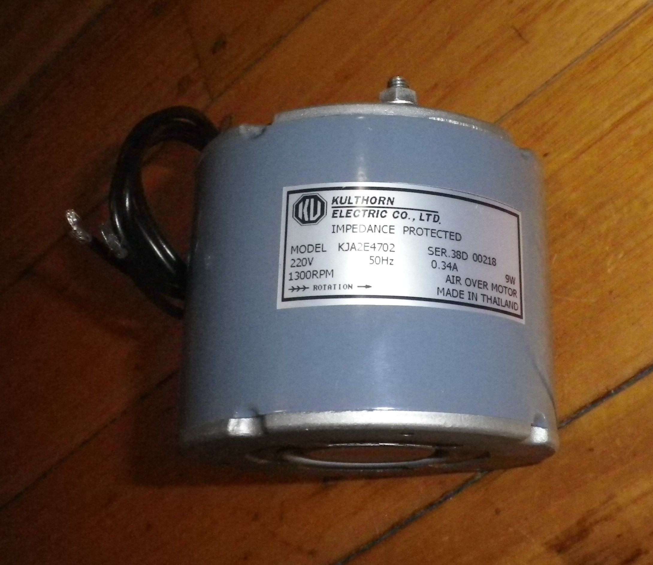 9-Watt Universal Anticlockwise Condenser Fan Motor - Part # RF504