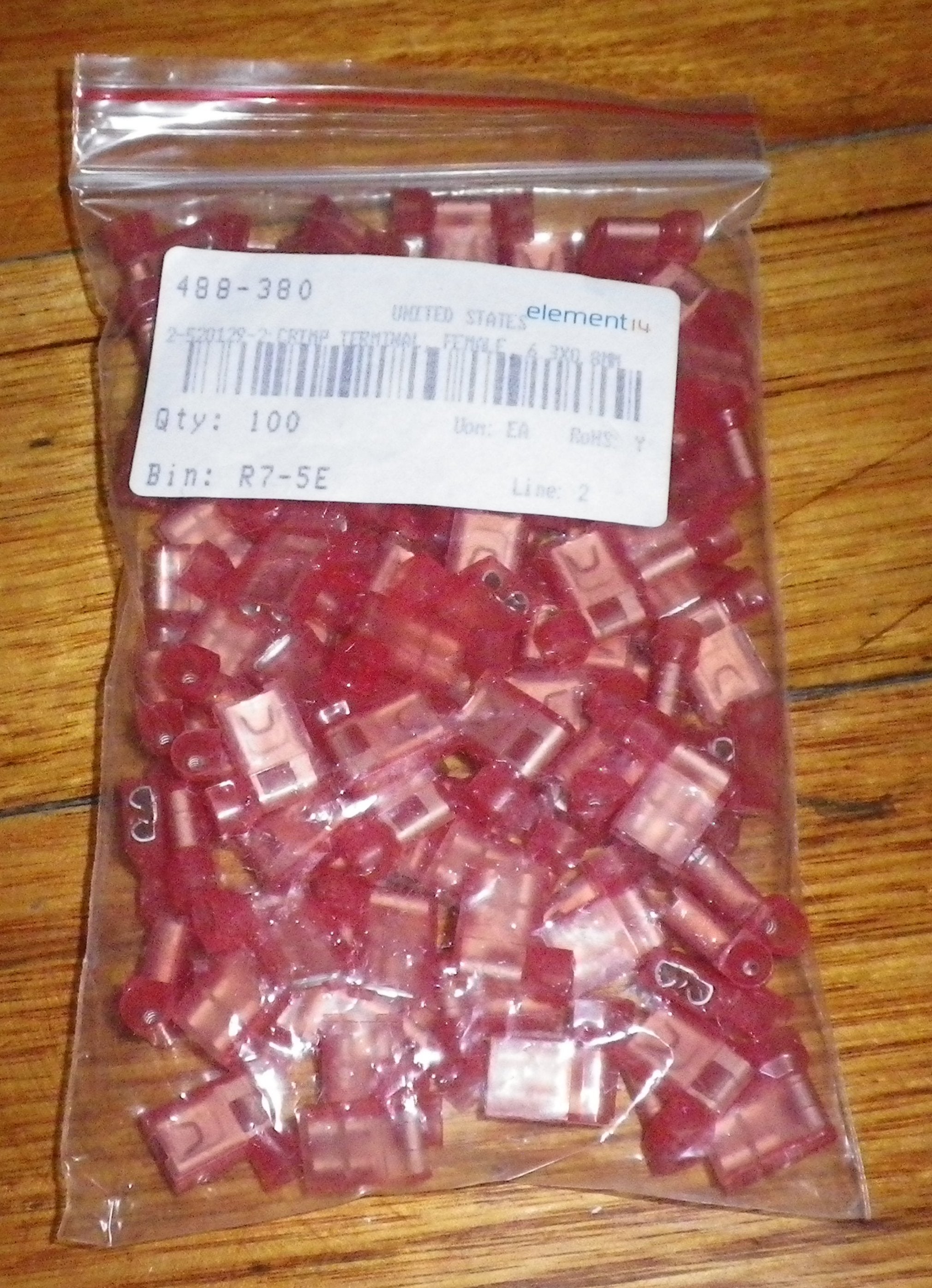 100-Piece Pack of Red 6.3mm Insulated 600V Female Flag Spade Terminals