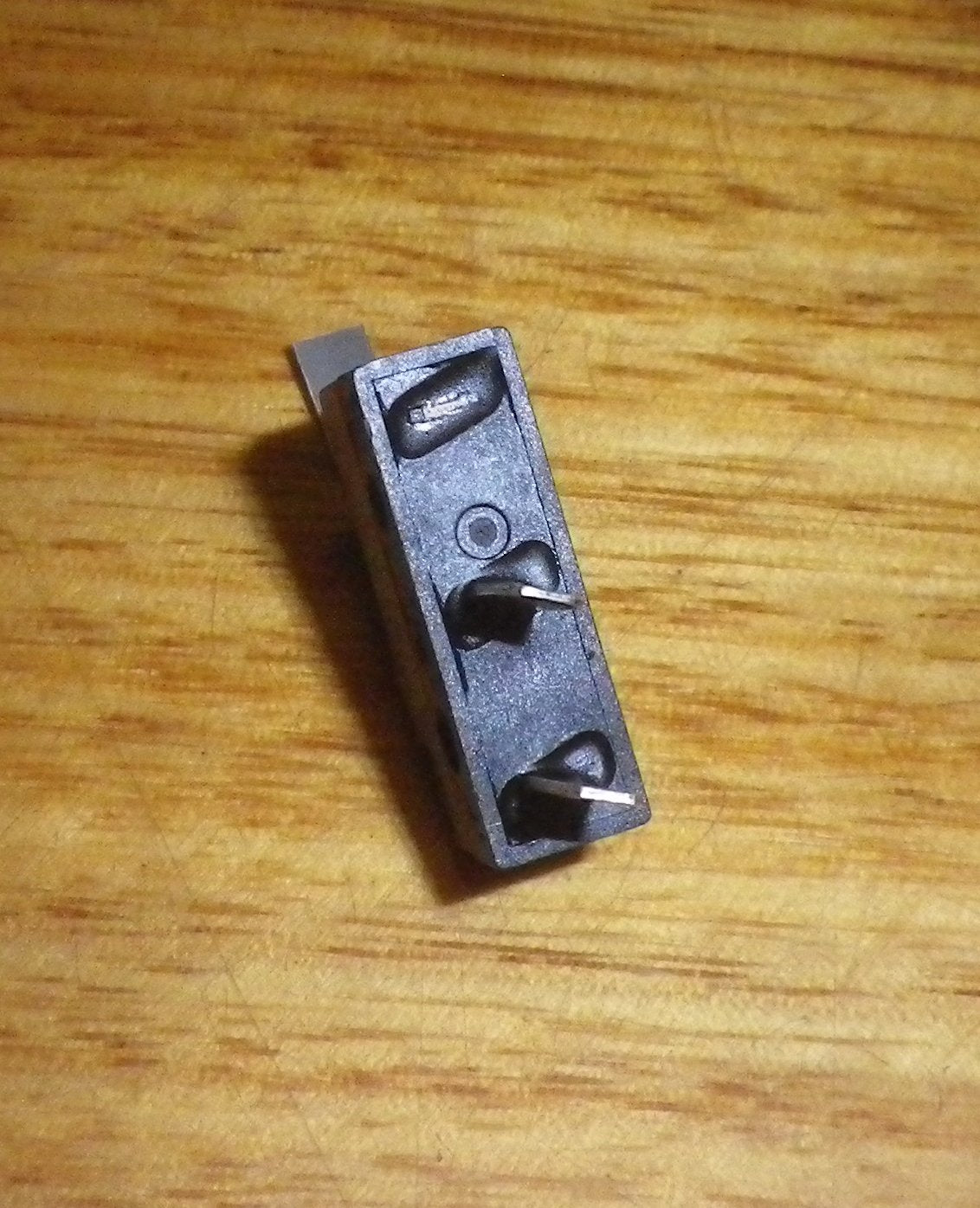 Fisher & Paykel DD601/DD602 Dishwasher Tub Genuine Microswitch - Part # FP525893
