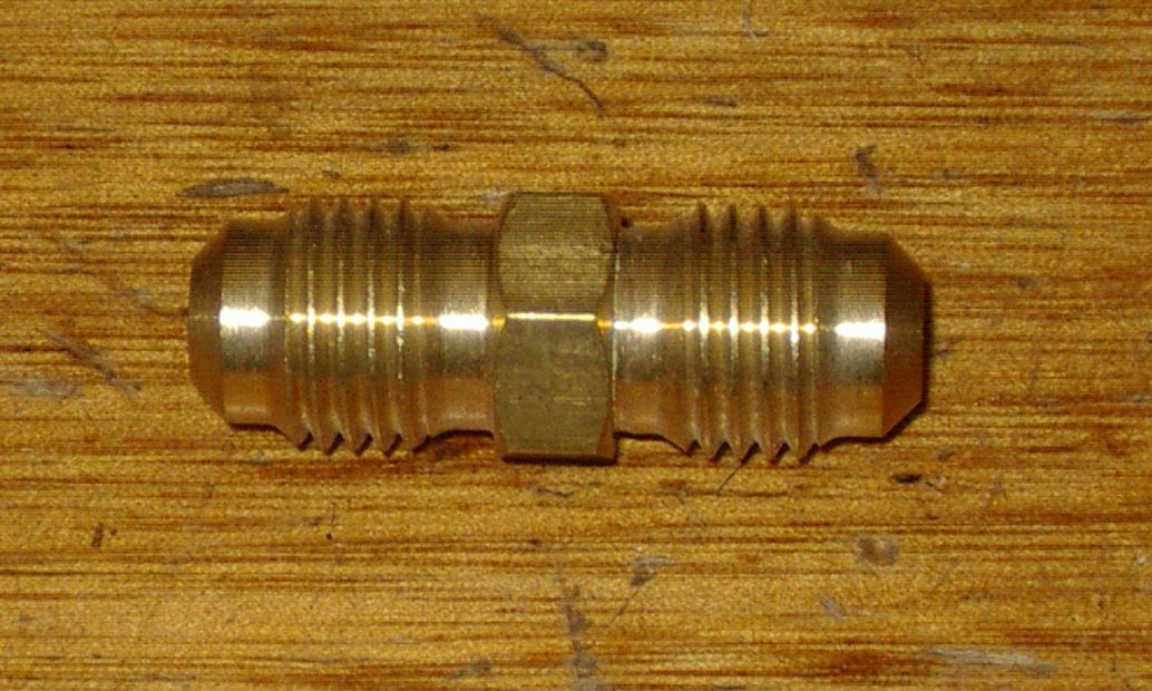 Refrigeration Brass 1/4 Inch SAE Flare Union Kit with Heavy - Duty Flare Nuts - Part Number RF421KIT